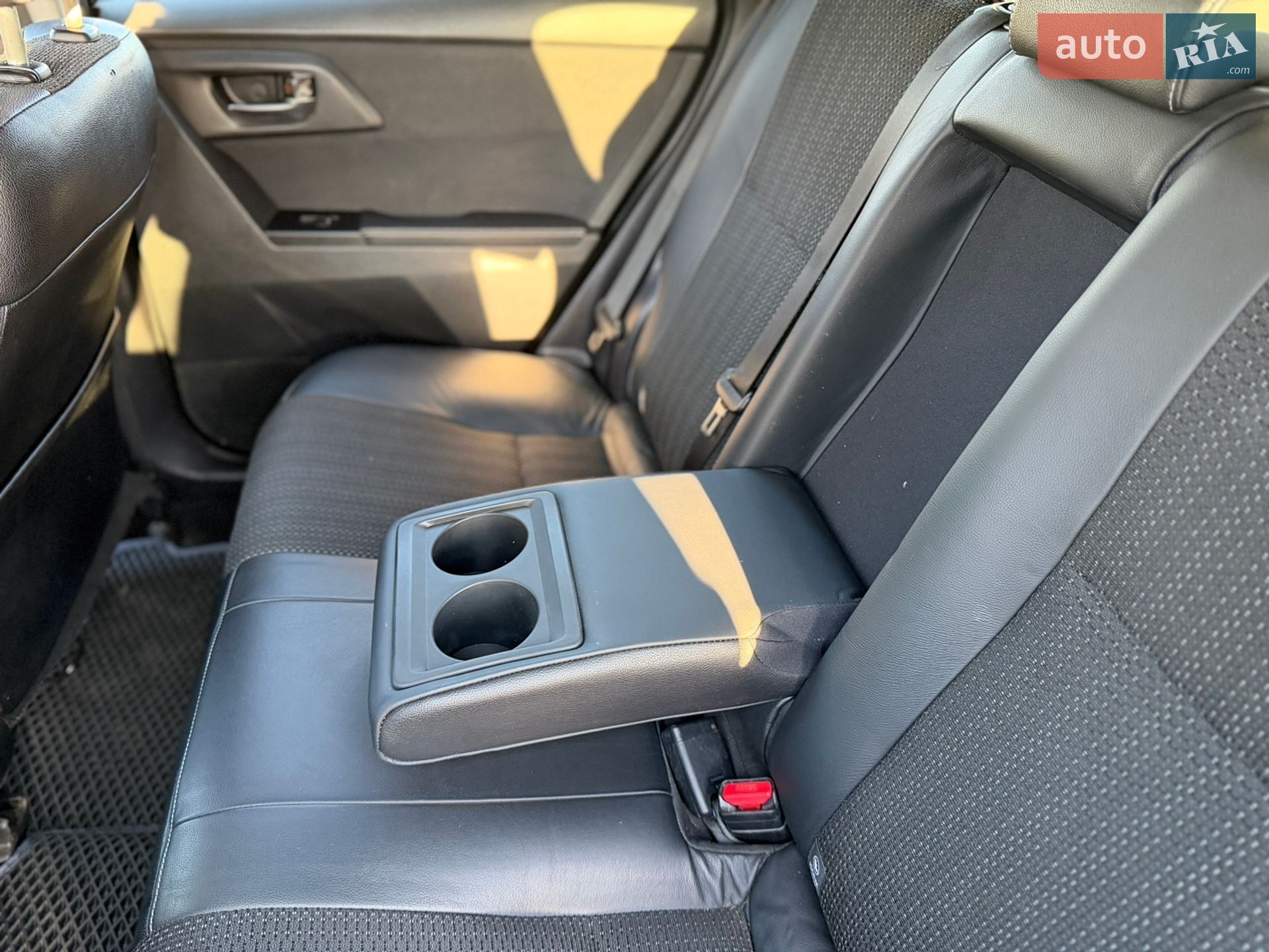Toyota Auris 2013 VIN SB1ZS3JE30E029304 фото оголошення 17 з 52