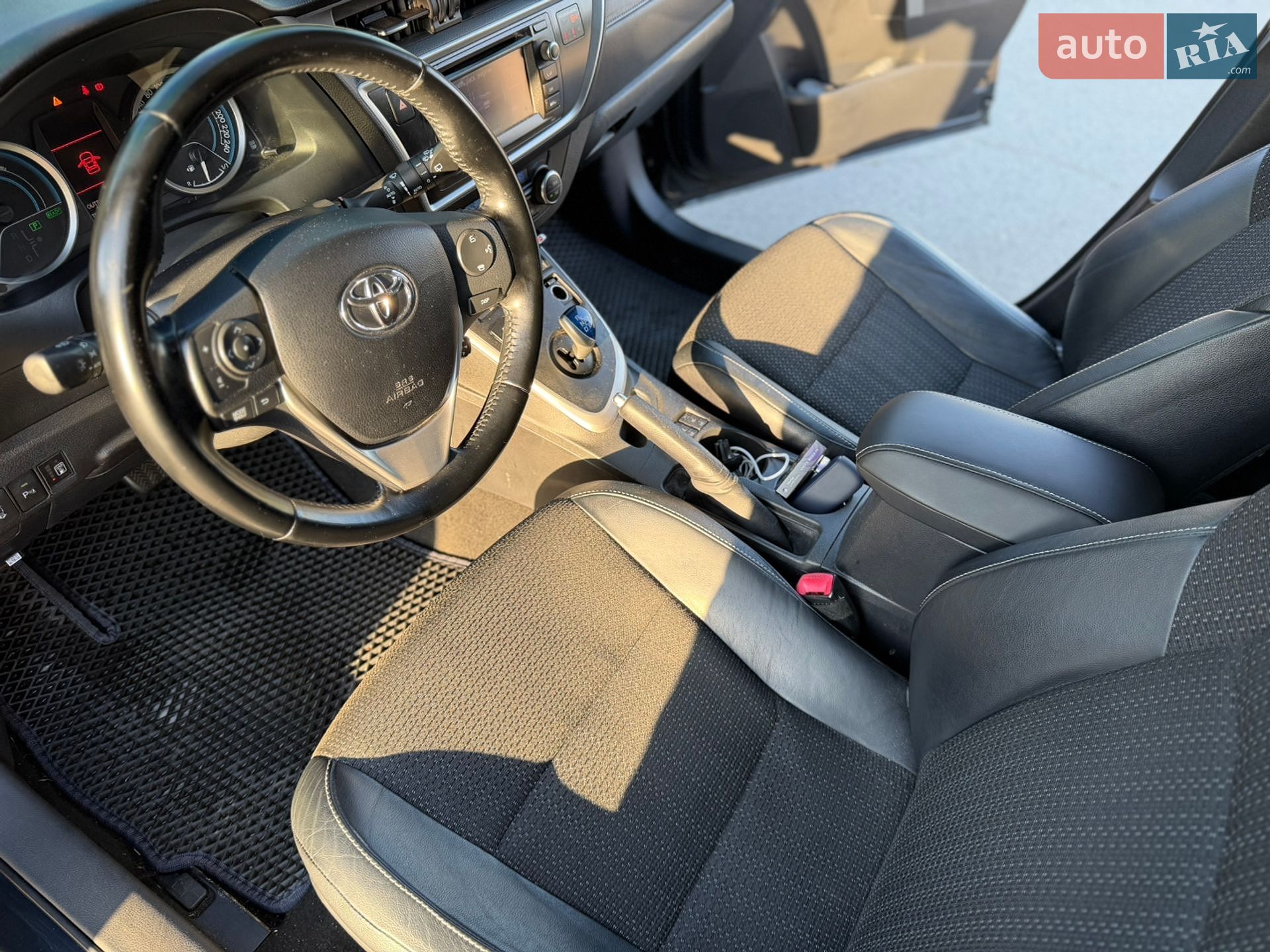 Toyota Auris 2013 VIN SB1ZS3JE30E029304 фото оголошення 20 з 52