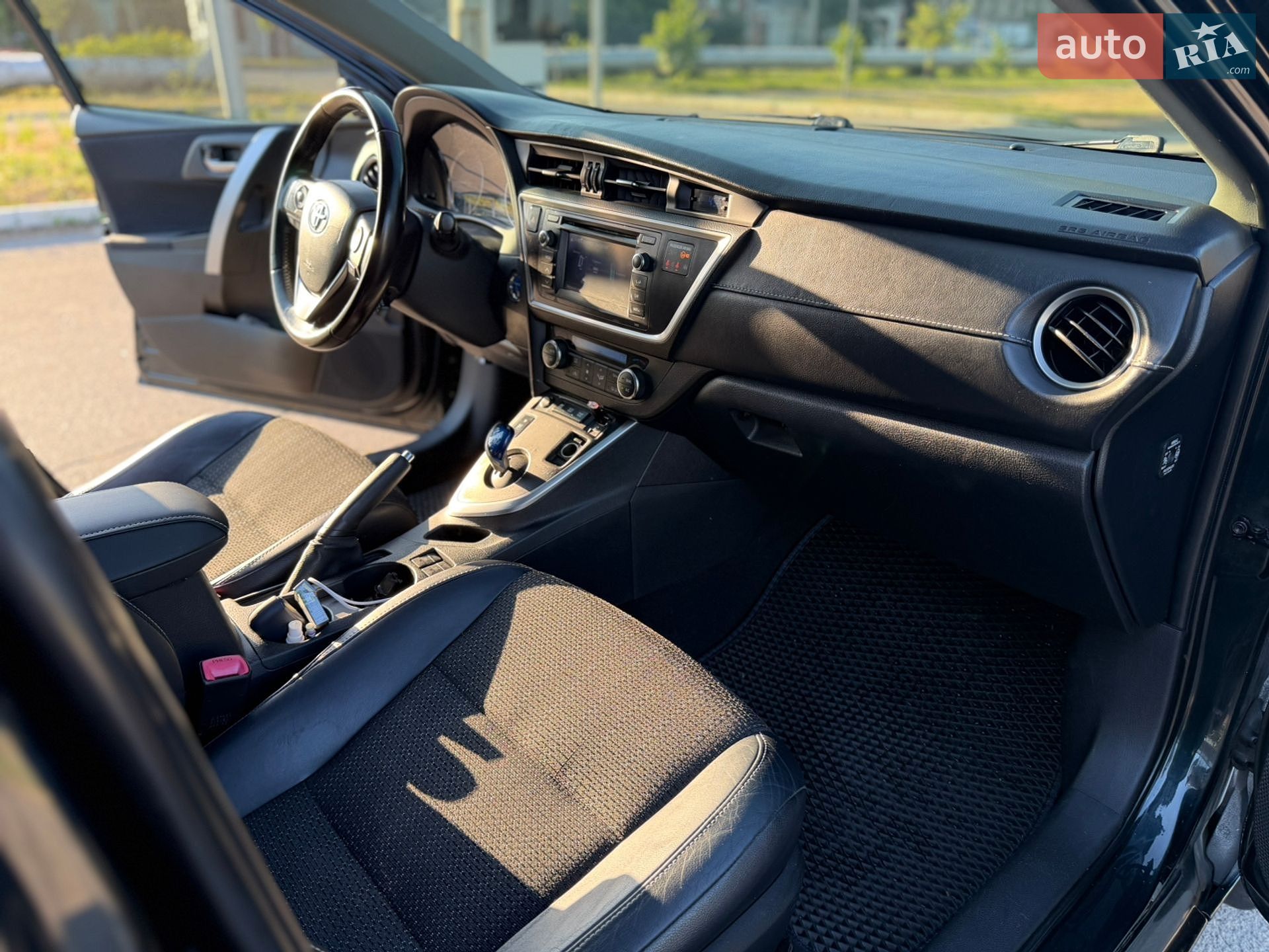 Toyota Auris 2013 VIN SB1ZS3JE30E029304 фото оголошення 21 з 52
