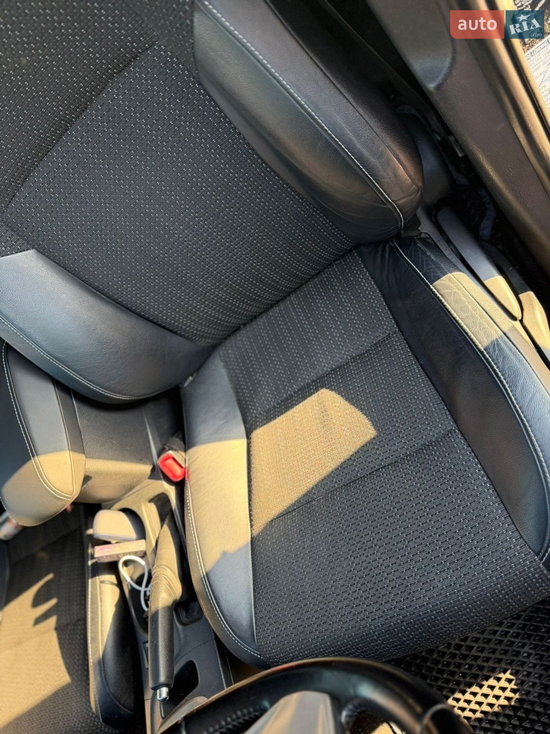 Toyota Auris 2013 VIN SB1ZS3JE30E029304 фото оголошення 32 з 52