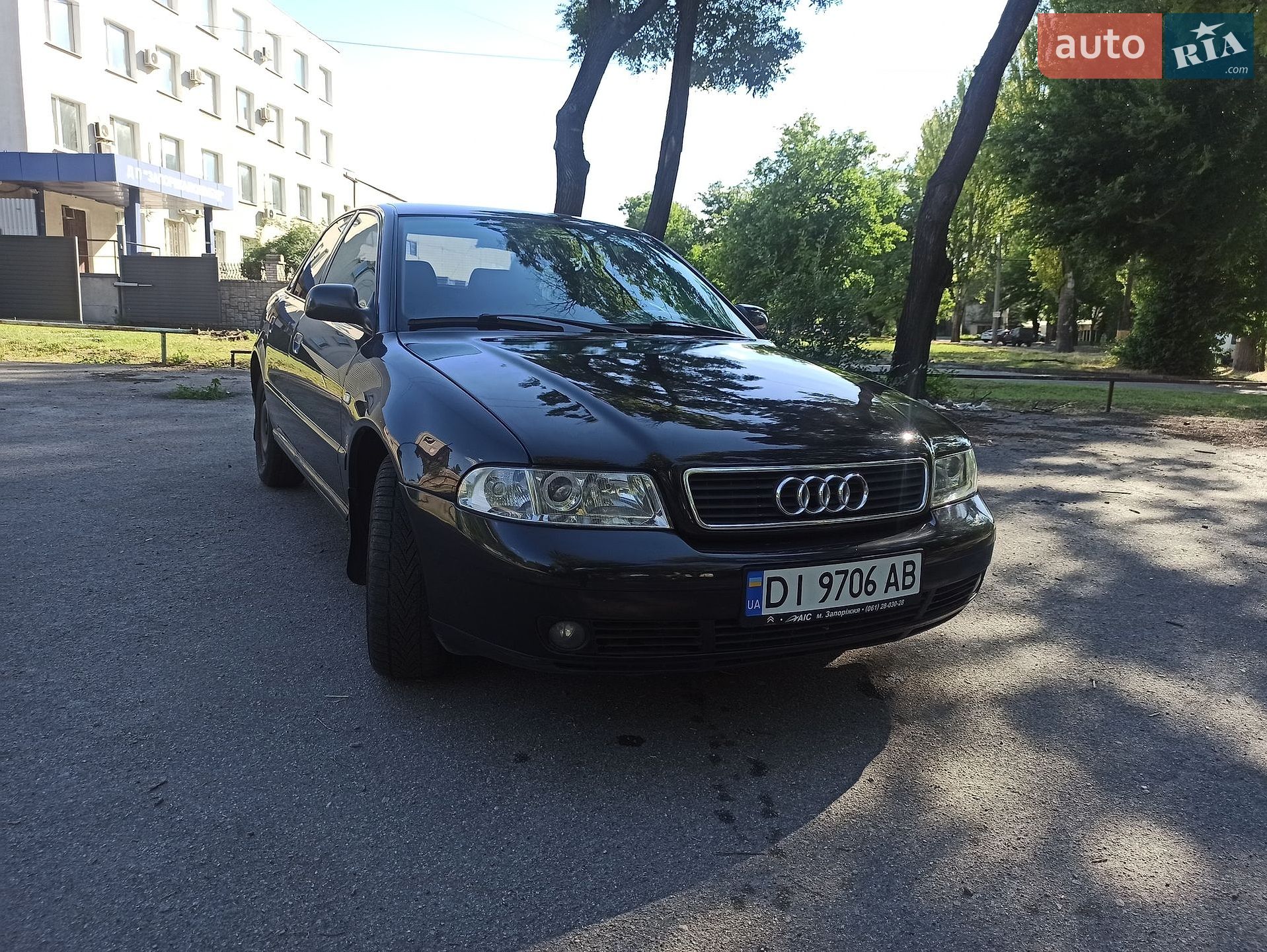 Audi A4 1999 VIN WAUZZZ8DZXA272457 фото оголошення 10 з 14