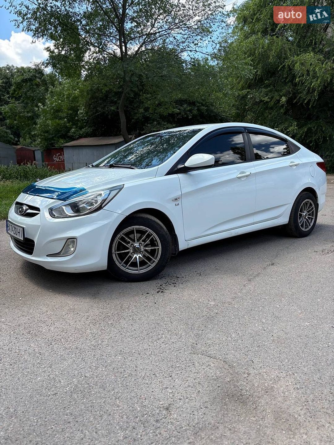 Hyundai Accent 2012 VIN Z94CU41DACR178870 фото оголошення 2 з 10