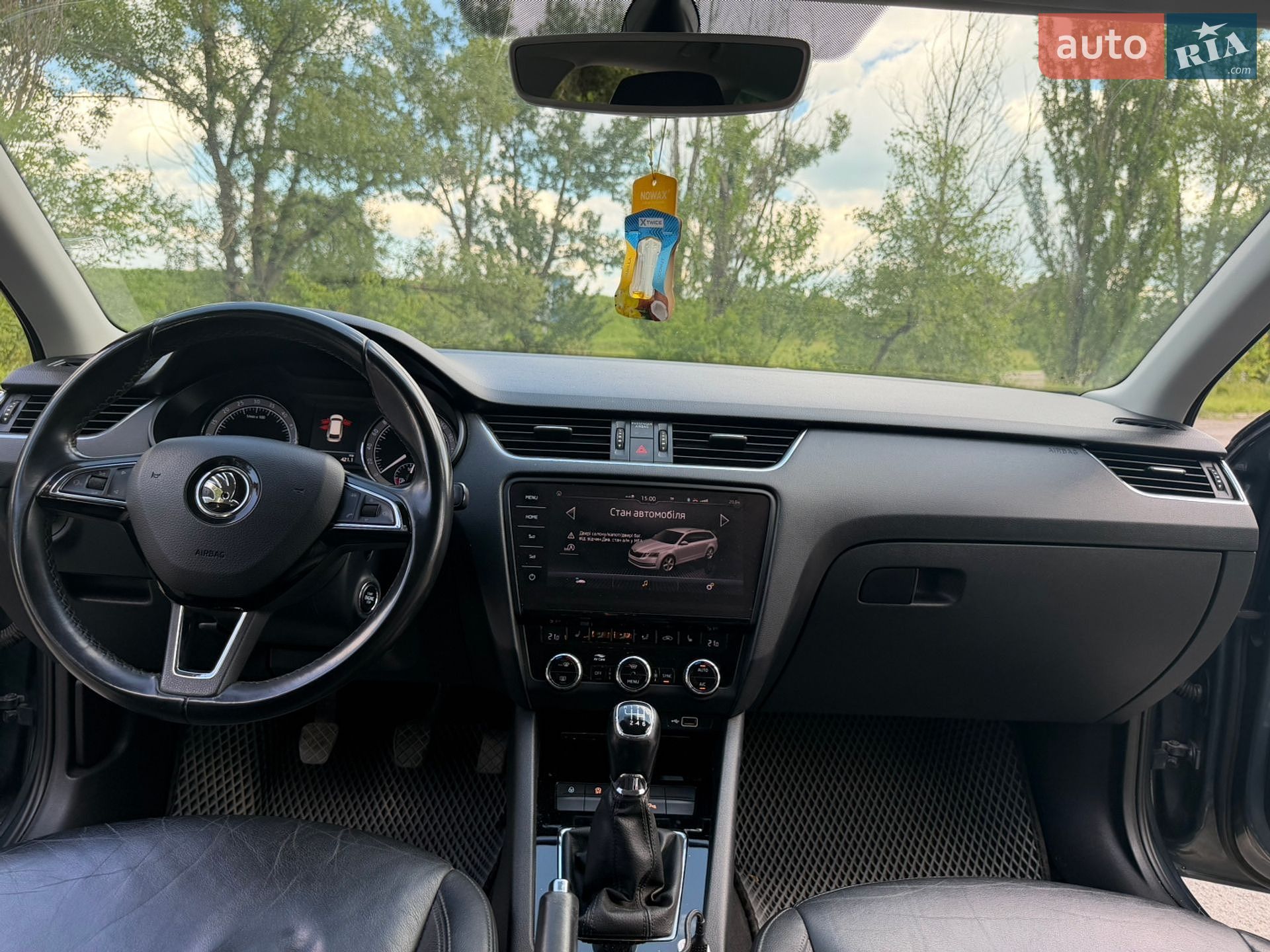 Skoda Octavia 2018 VIN TMBJJ9NE3J0366904 фото оголошення 8 з 39