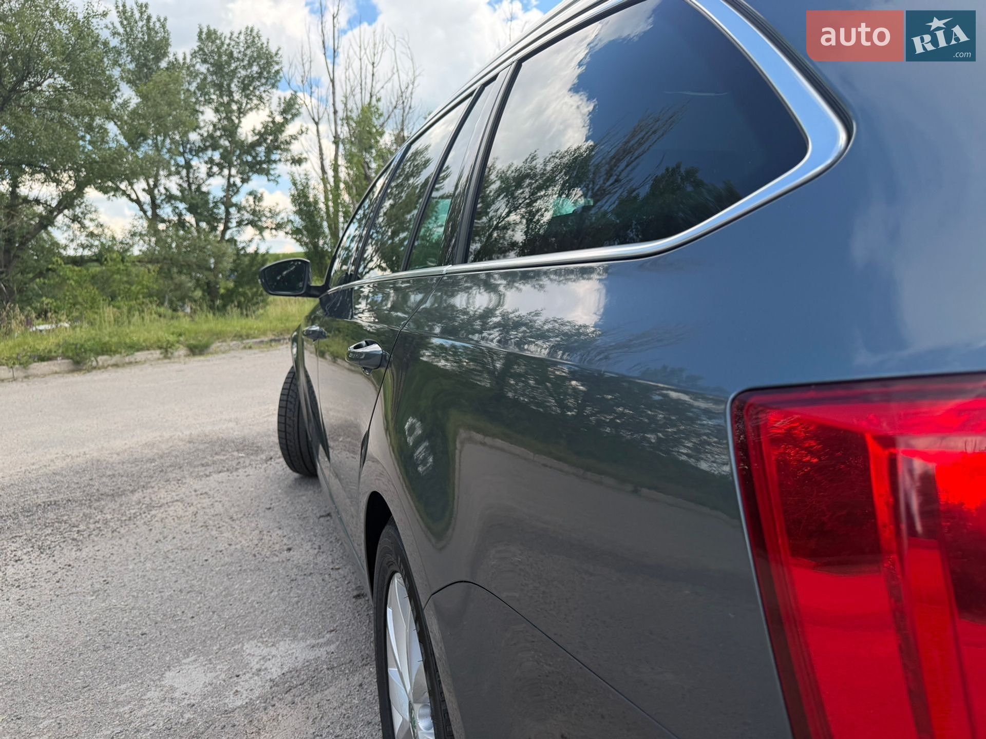 Skoda Octavia 2018 VIN TMBJJ9NE3J0366904 фото оголошення 22 з 39