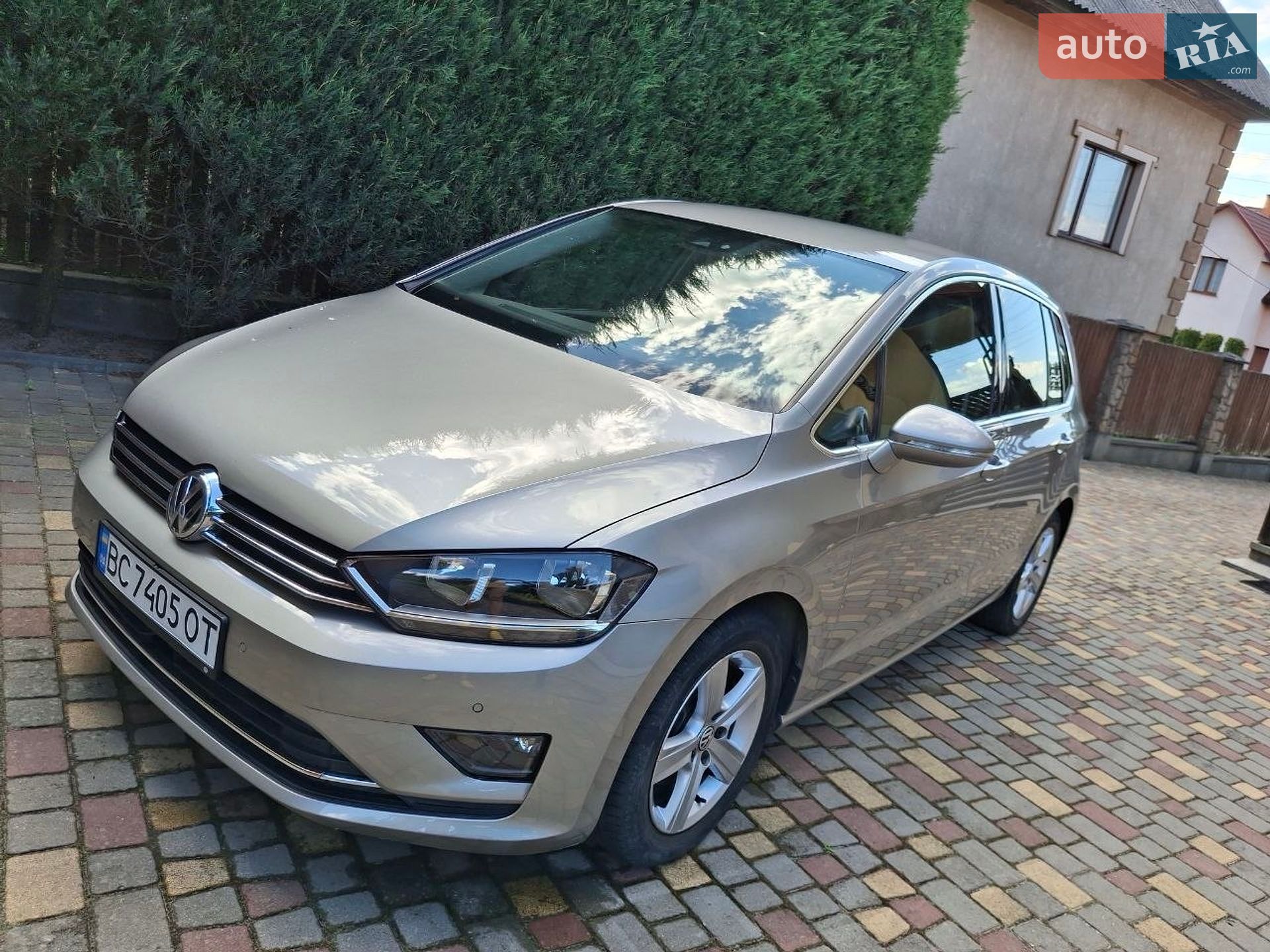 Volkswagen Golf Sportsvan 2014 VIN WVWZZZAUZFW535931 фото оголошення 9 з 18