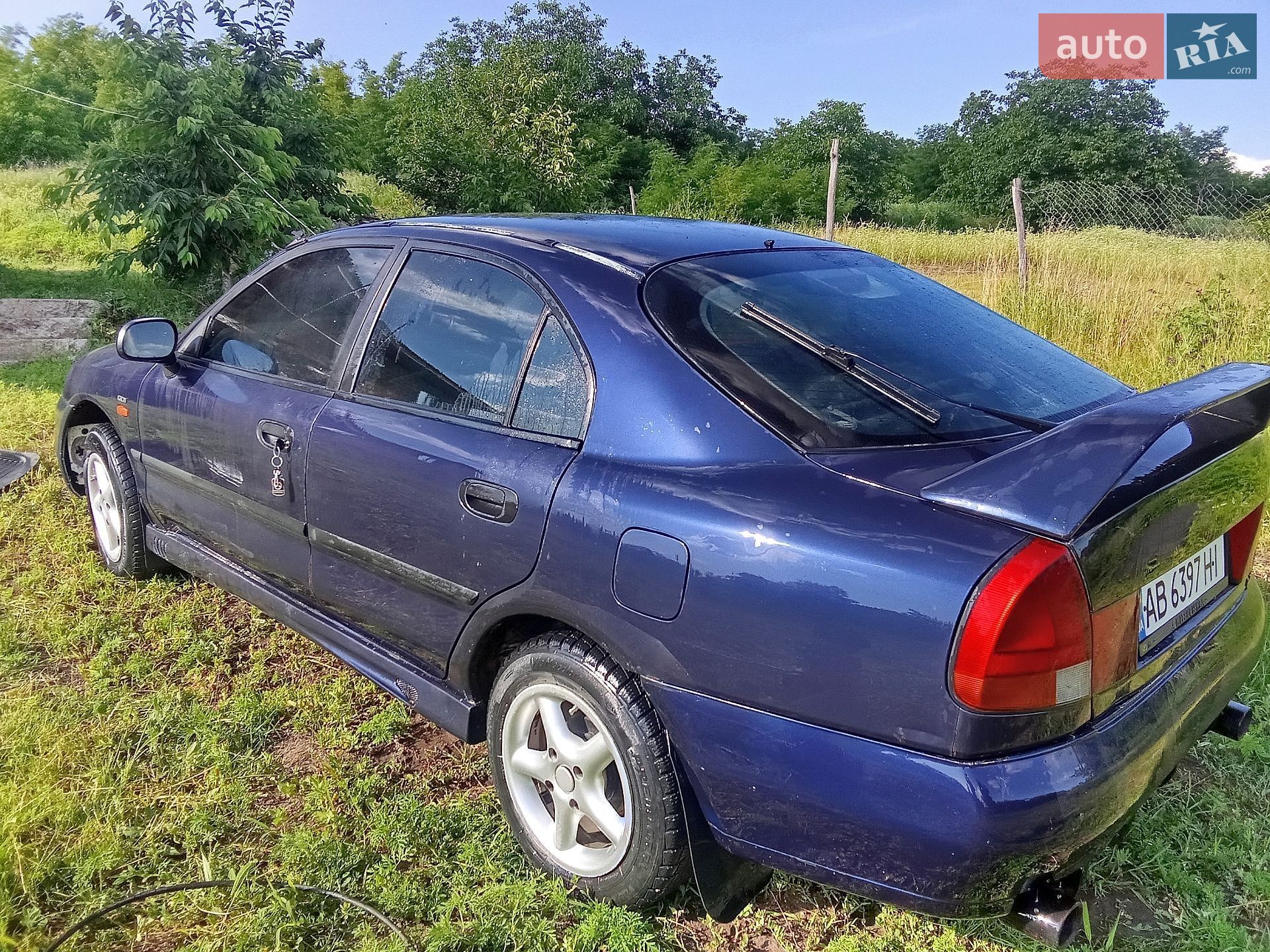 Mitsubishi Carisma 1998 VIN XMCLNDA2AWF104649 фото оголошення 5 з 14