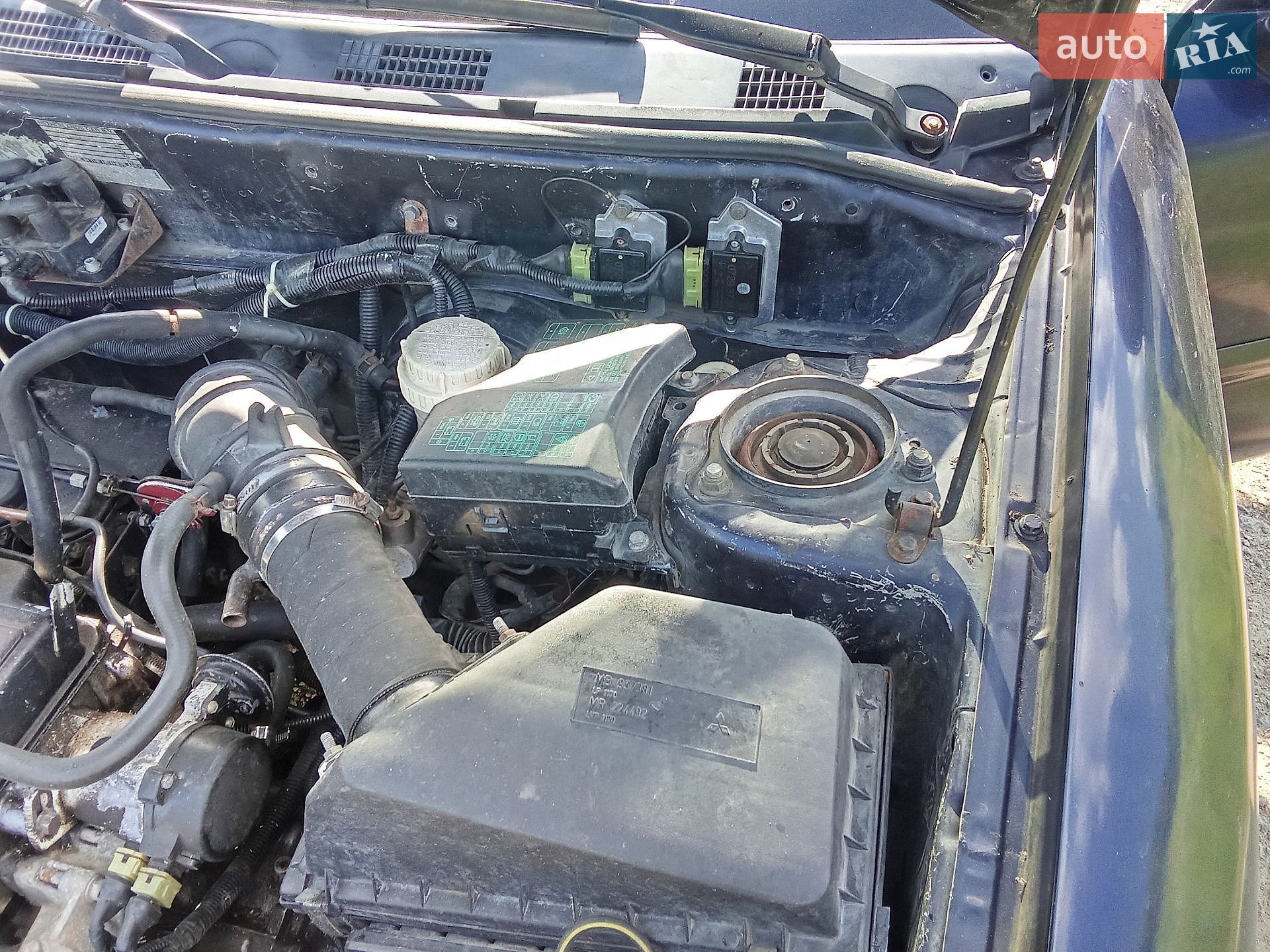 Mitsubishi Carisma 1998 VIN XMCLNDA2AWF104649 фото оголошення 10 з 14