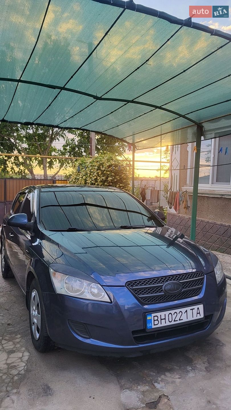 Kia Ceed 2008 VIN U5YFF24429L140427 фото оголошення 2 з 27