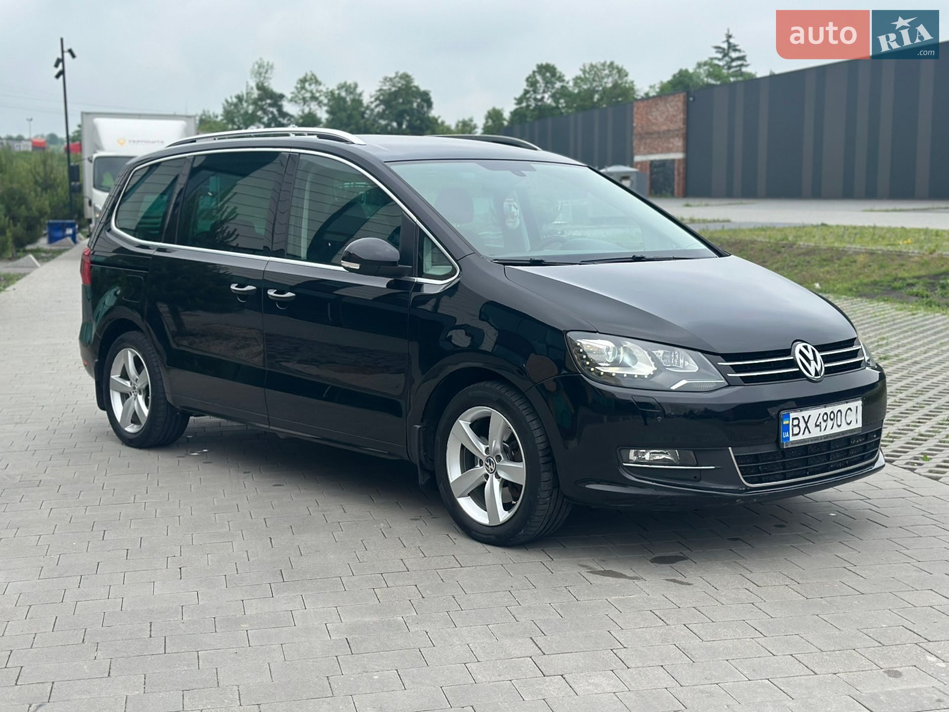 Volkswagen Sharan 2011 VIN WVWZZZ7NZBV017869 фото оголошення 4 з 35