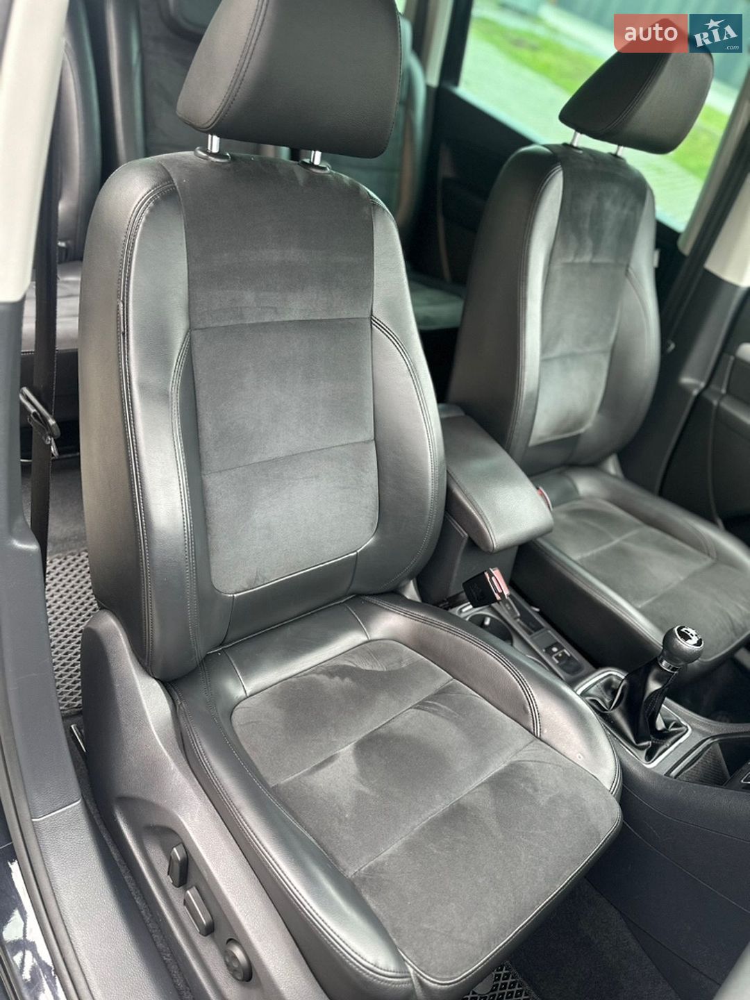 Volkswagen Sharan 2011 VIN WVWZZZ7NZBV017869 фото оголошення 28 з 35