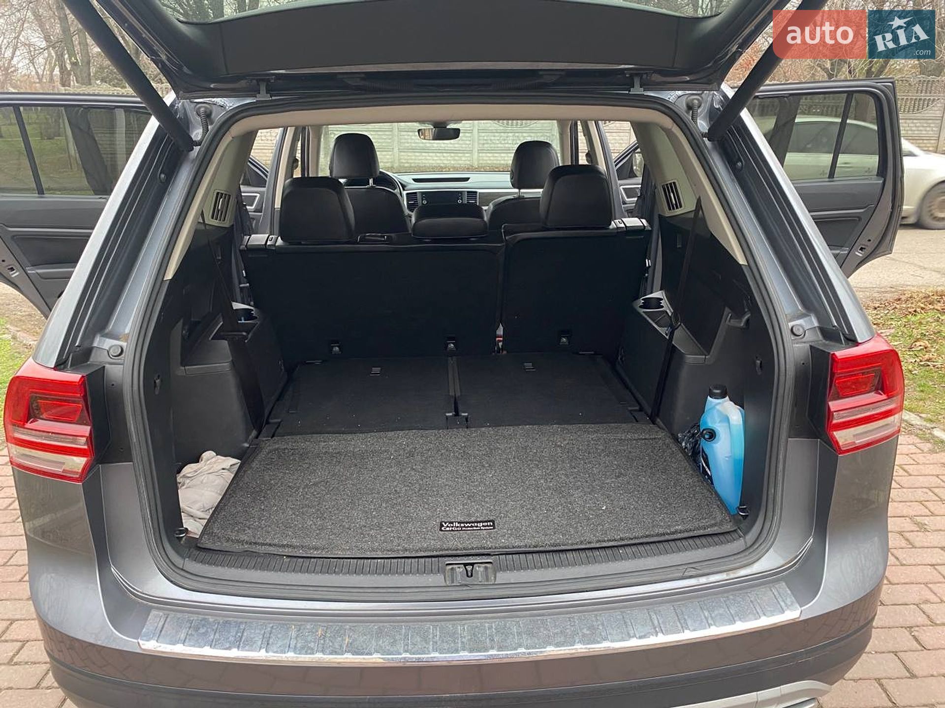 Volkswagen Atlas 2017 VIN 1V2DR2CA1JC507558 фото оголошення 10 з 41