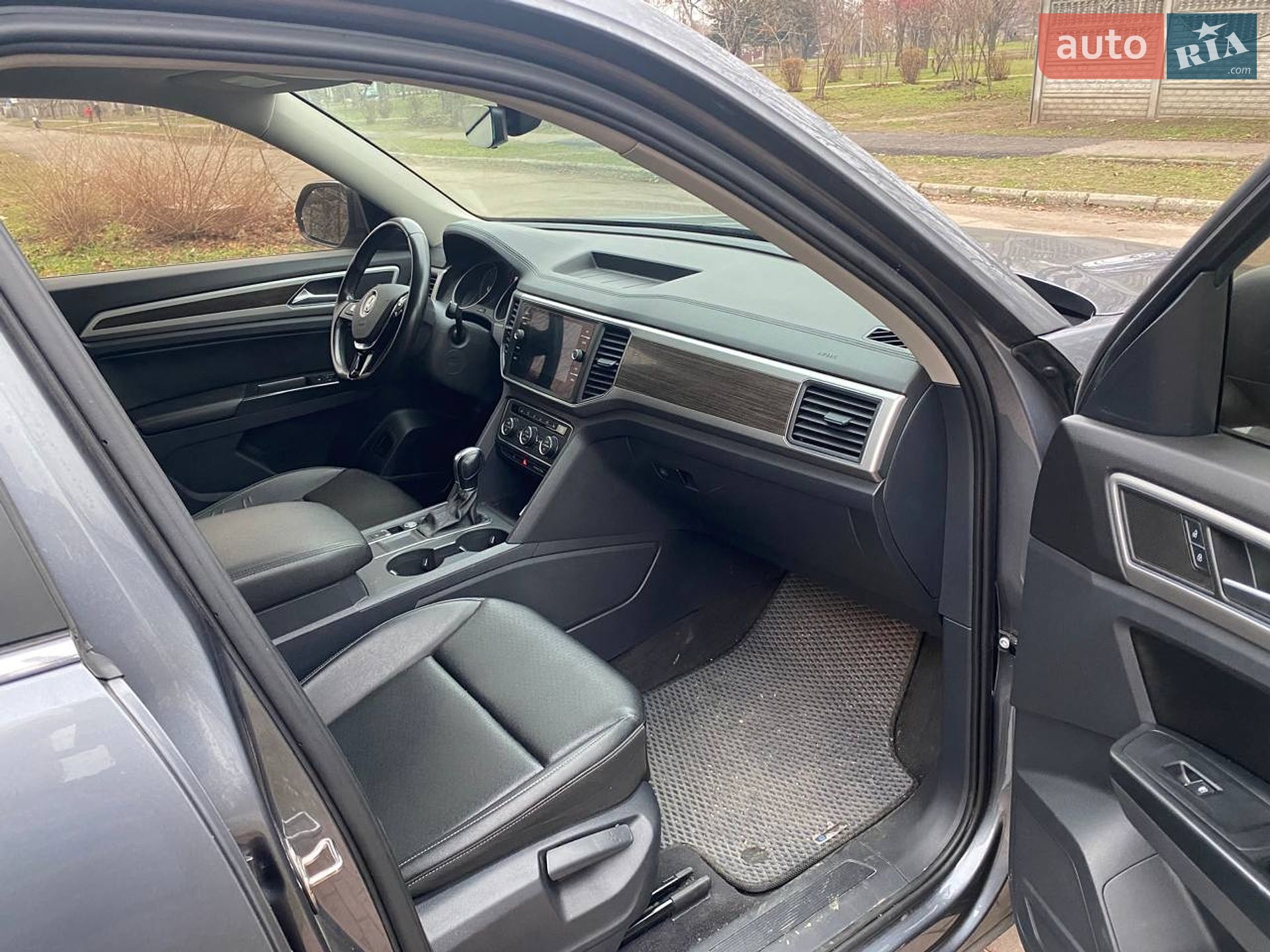 Volkswagen Atlas 2017 VIN 1V2DR2CA1JC507558 фото оголошення 16 з 41