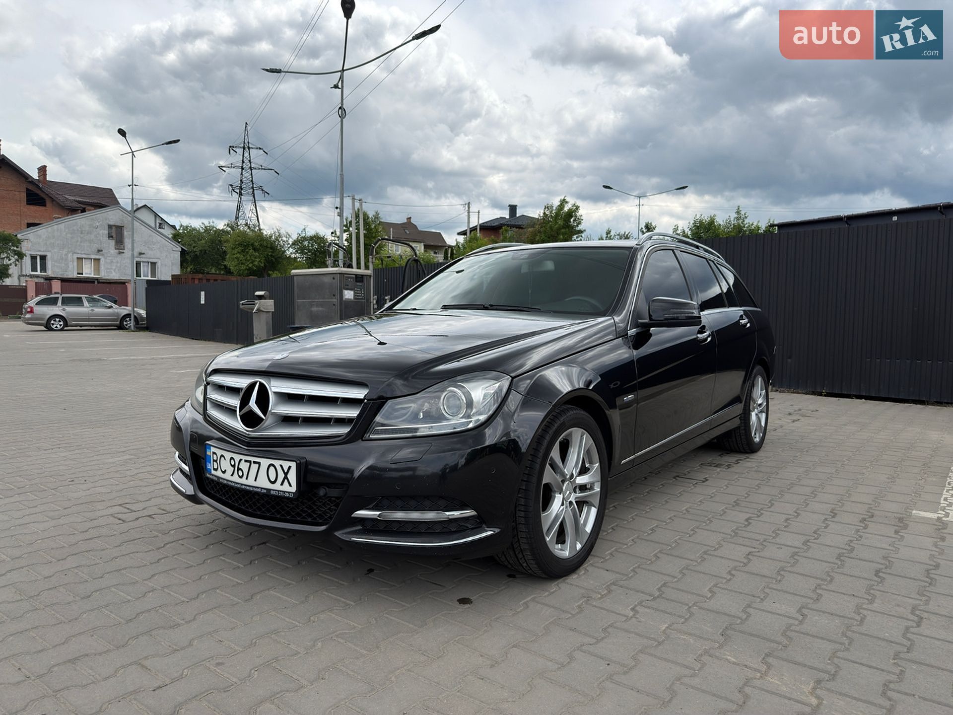 Mercedes-Benz C-Class 2012 VIN WDD2042021F852037 фото оголошення 2 з 98