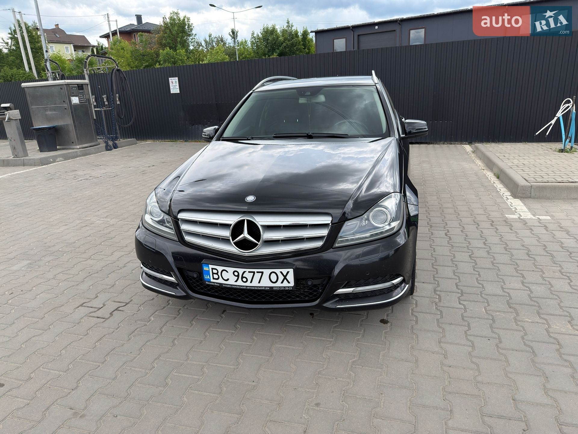 Mercedes-Benz C-Class 2012 VIN WDD2042021F852037 фото оголошення 5 з 98