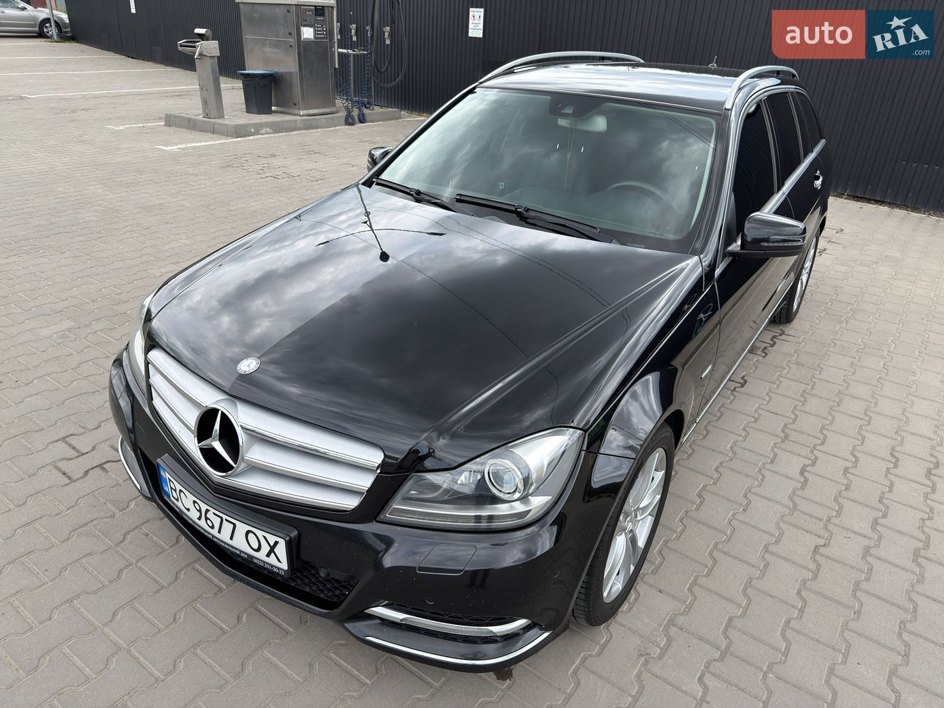 Mercedes-Benz C-Class 2012 VIN WDD2042021F852037 фото оголошення 14 з 98