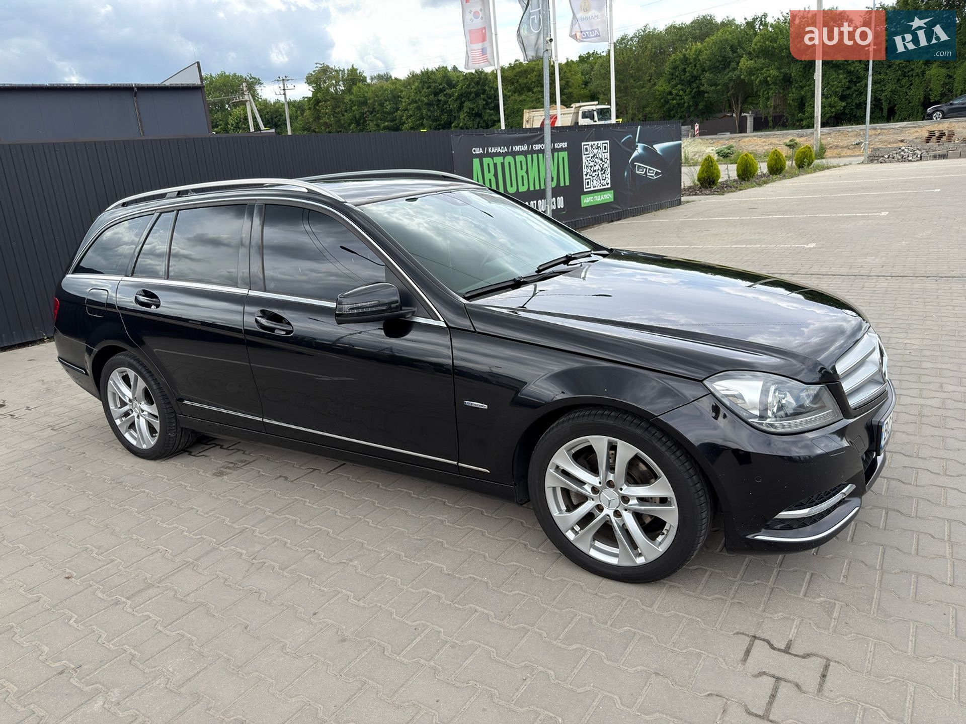 Mercedes-Benz C-Class 2012 VIN WDD2042021F852037 фото оголошення 20 з 98