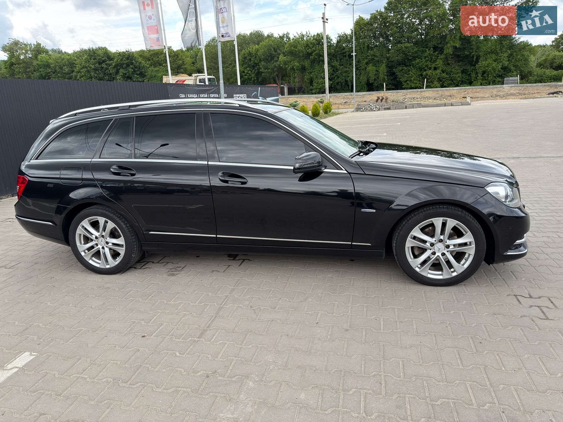 Mercedes-Benz C-Class 2012 VIN WDD2042021F852037 фото оголошення 23 з 98