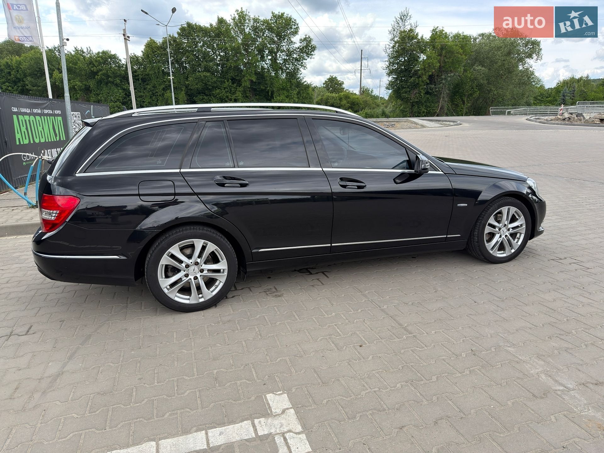 Mercedes-Benz C-Class 2012 VIN WDD2042021F852037 фото оголошення 27 з 98
