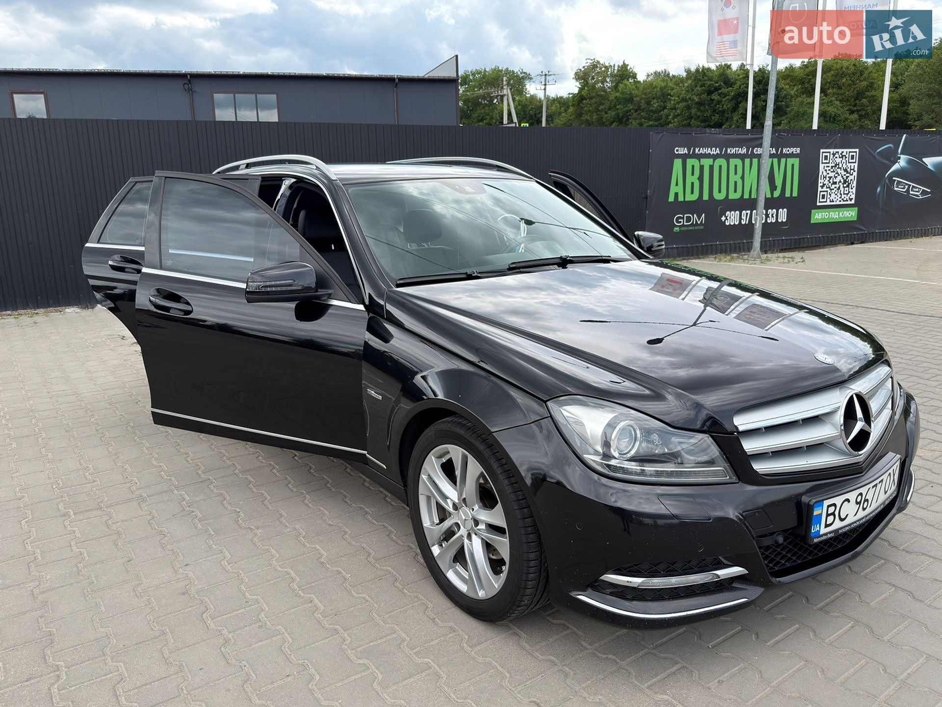 Mercedes-Benz C-Class 2012 VIN WDD2042021F852037 фото оголошення 56 з 98