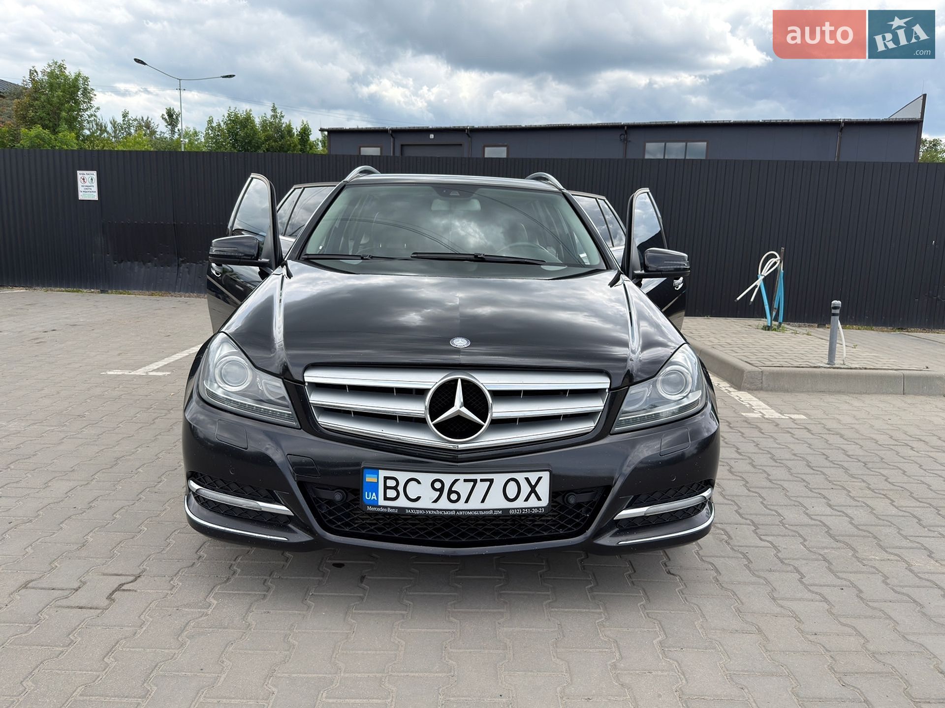 Mercedes-Benz C-Class 2012 VIN WDD2042021F852037 фото оголошення 58 з 98