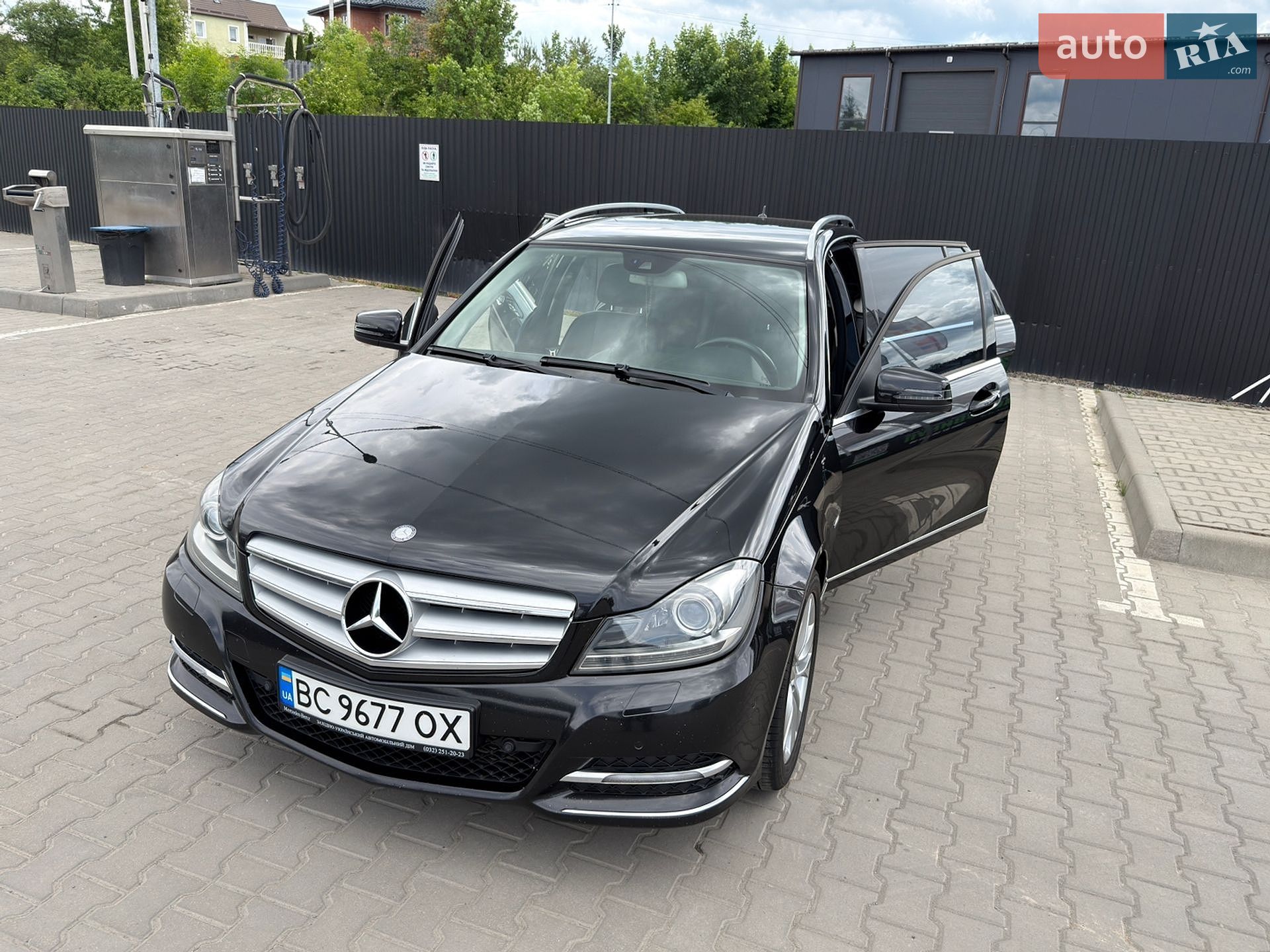 Mercedes-Benz C-Class 2012 VIN WDD2042021F852037 фото оголошення 60 з 98