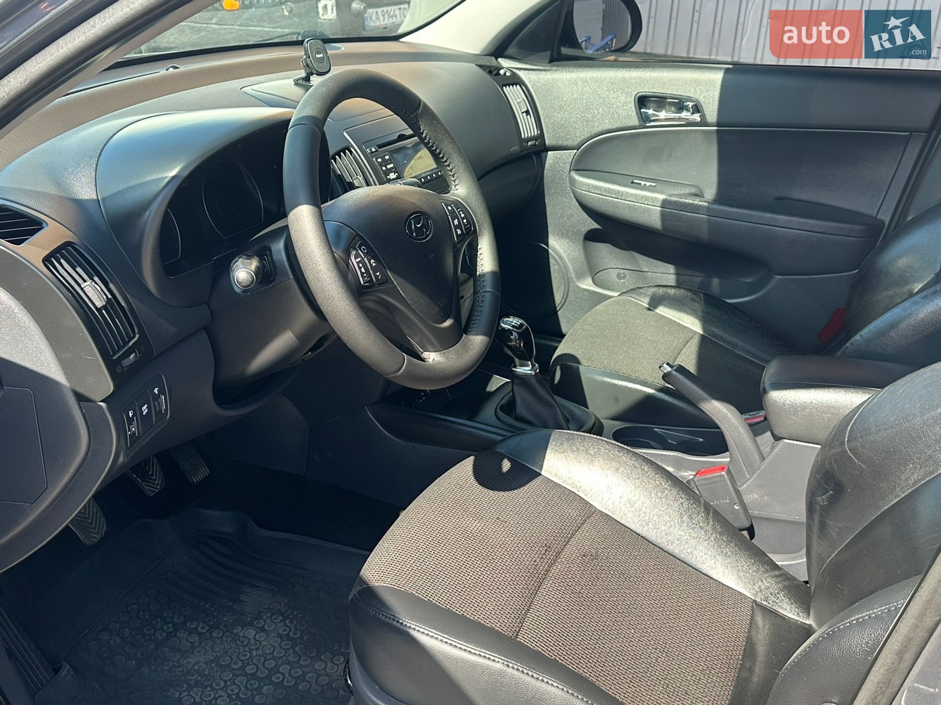 Hyundai i30 2011 VIN TMADC81SACJ076037 фото оголошення 8 з 10