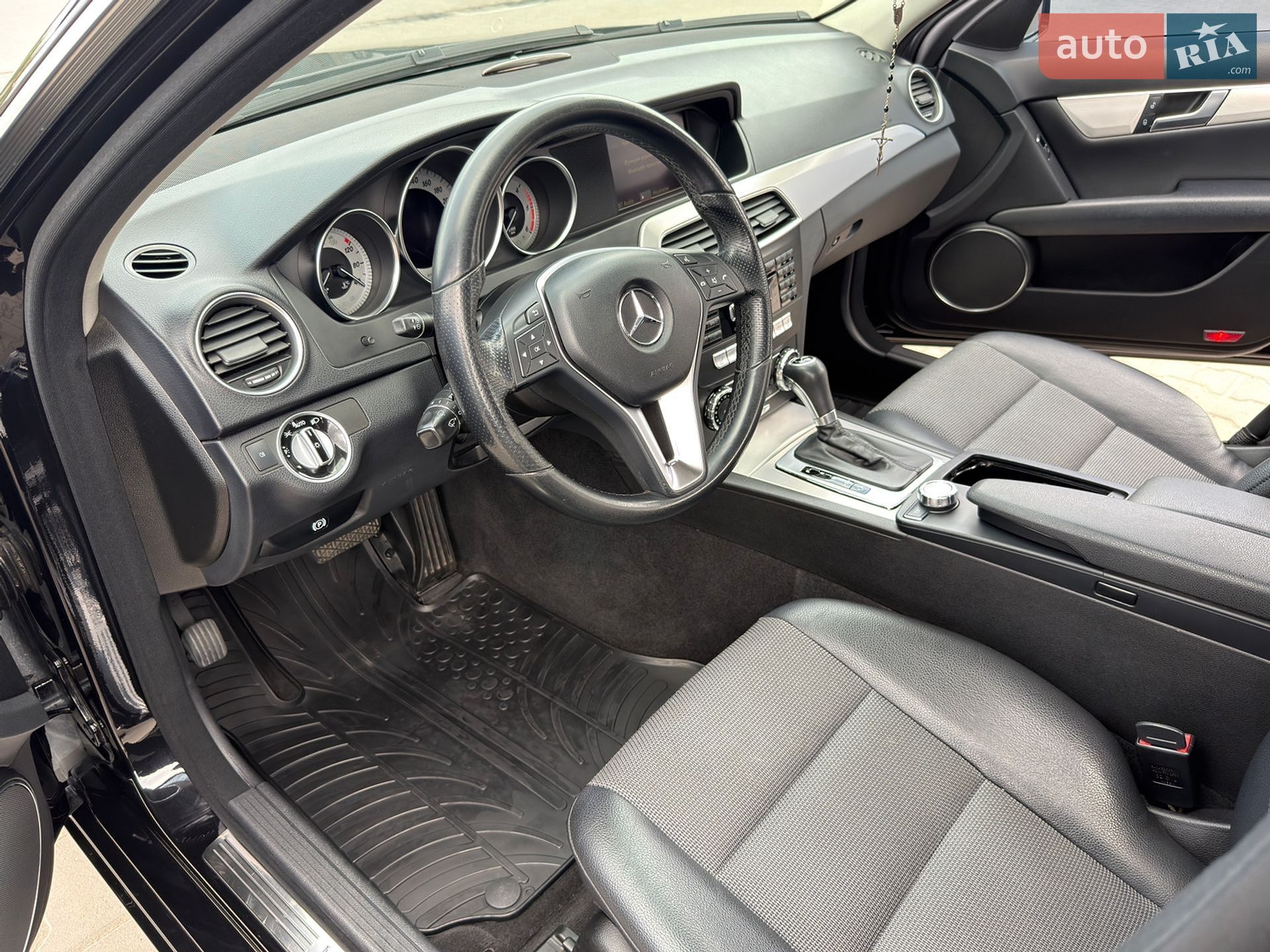 Mercedes-Benz C-Class 2012 VIN WDD2042021F852037 фото оголошення 66 з 98