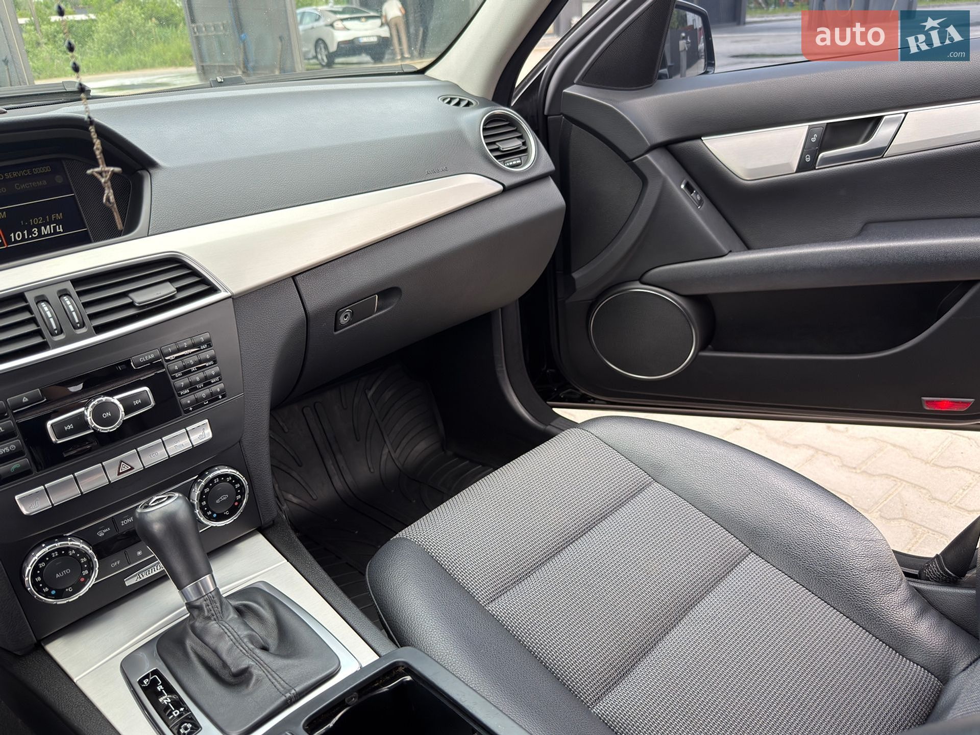 Mercedes-Benz C-Class 2012 VIN WDD2042021F852037 фото оголошення 76 з 98