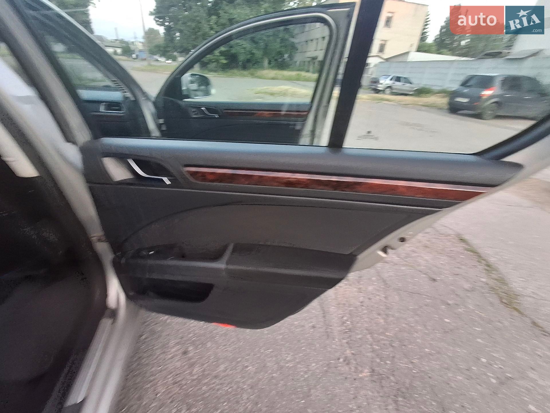 Skoda Superb 2012 VIN TMBAB43T3CB300927 фото оголошення 3 з 18