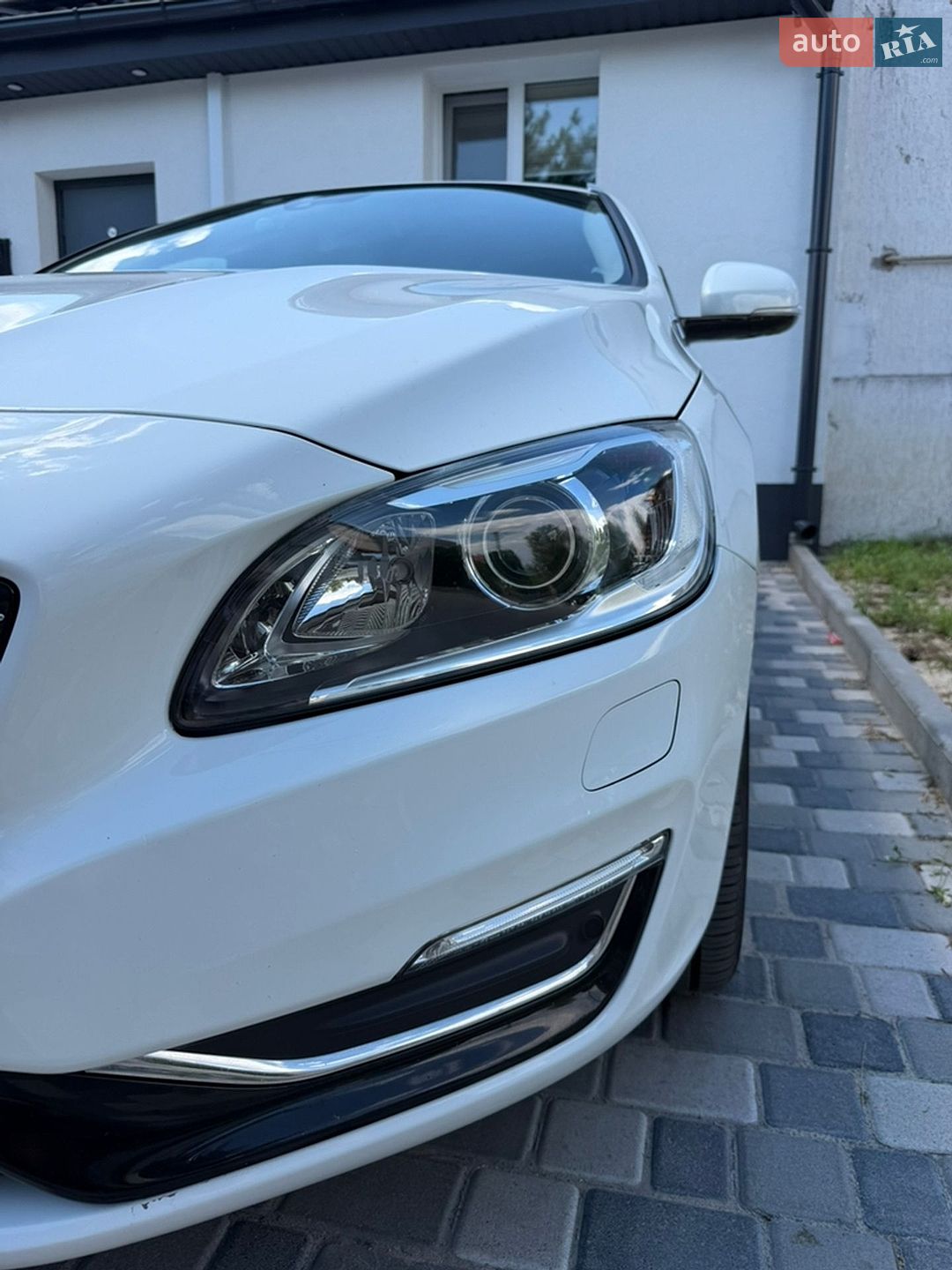 Volvo V60 2013 VIN YV1GWAA50E1188150 фото оголошення 16 з 16