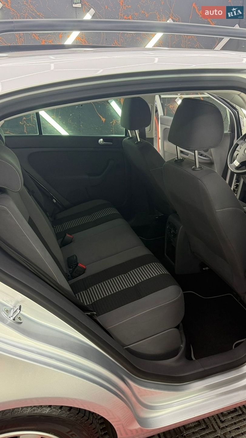 Volkswagen Golf Plus 2008 VIN WVWZZZ1KZ8W603559 фото оголошення 4 з 15
