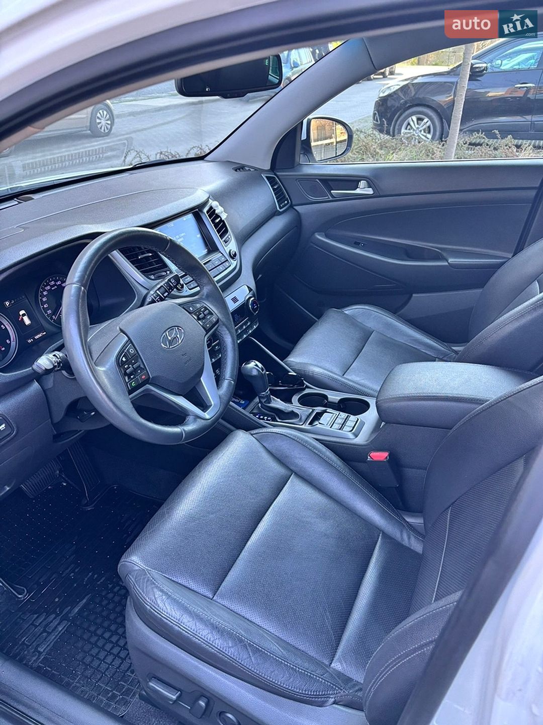 Hyundai Tucson 2016 VIN TMAJ381ADHJ225175 фото оголошення 19 з 24