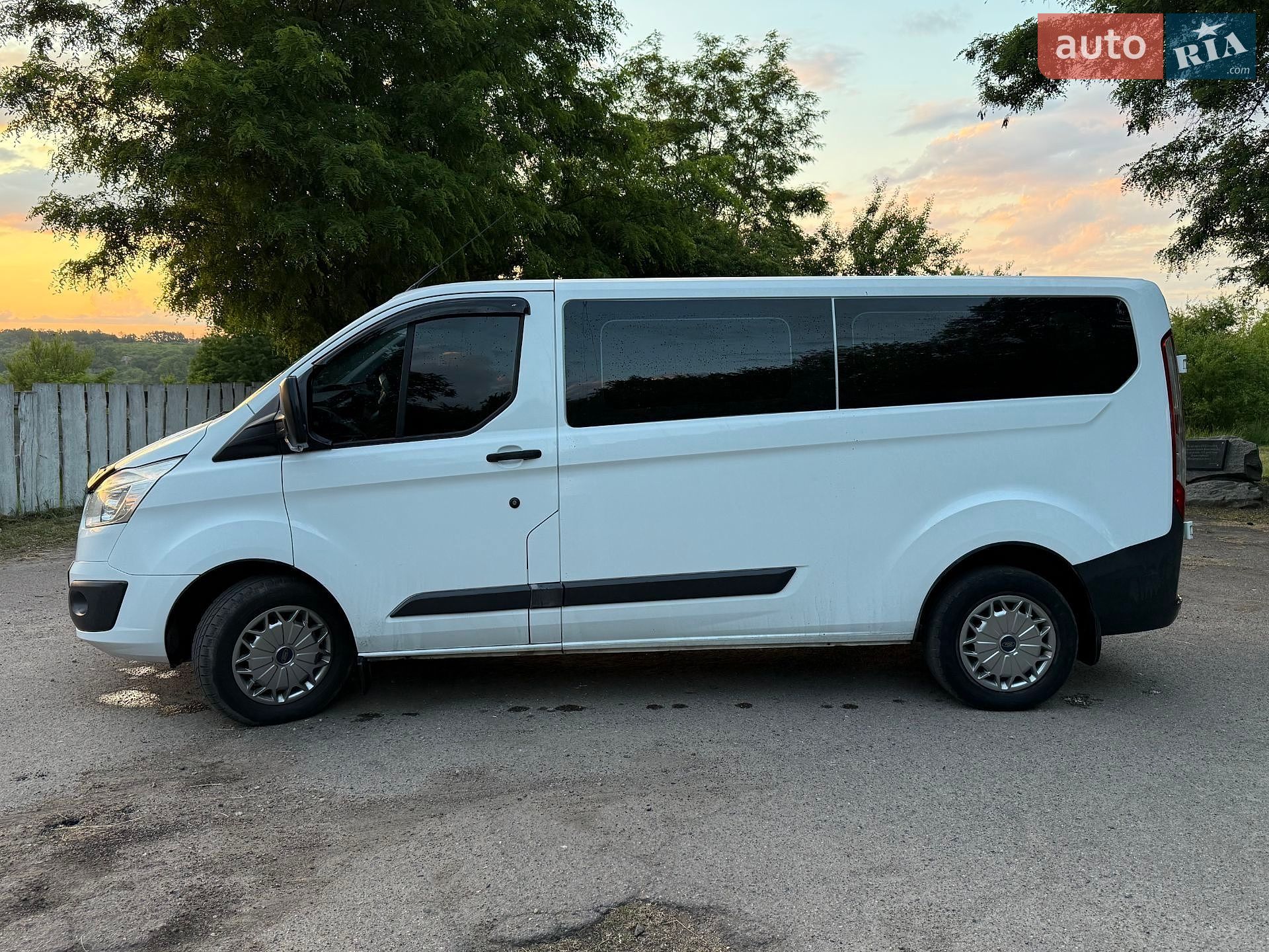 Ford Transit Custom 2013 VIN WF0YXXTTGYDK79555 фото оголошення 11 з 47