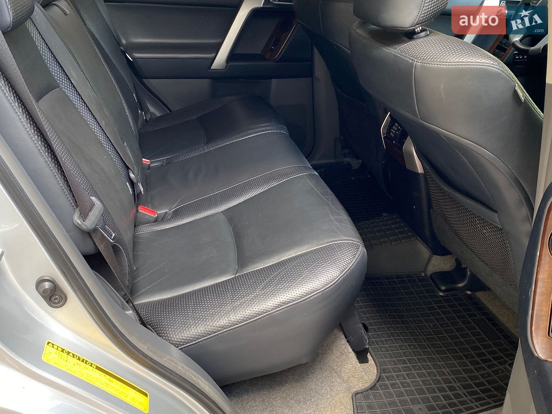 Toyota Land Cruiser Prado 2011 VIN JTEBU3FJ905021815 фото оголошення 17 з 35