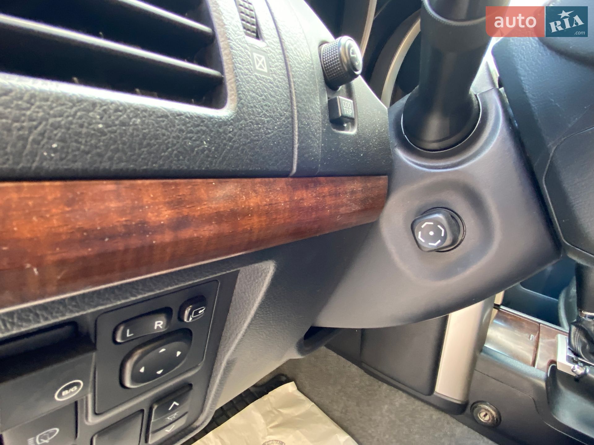 Toyota Land Cruiser Prado 2011 VIN JTEBU3FJ905021815 фото оголошення 27 з 35