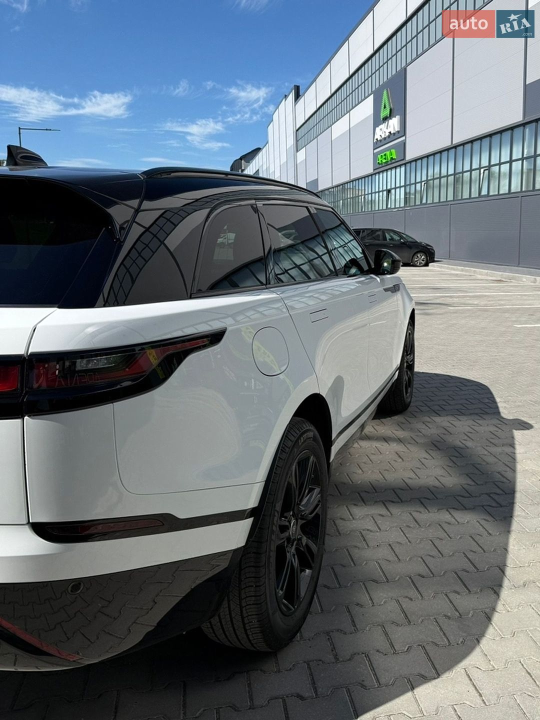 Land Rover Range Rover Velar 2023 VIN SALYT2EX2PA365367 фото оголошення 3 з 17