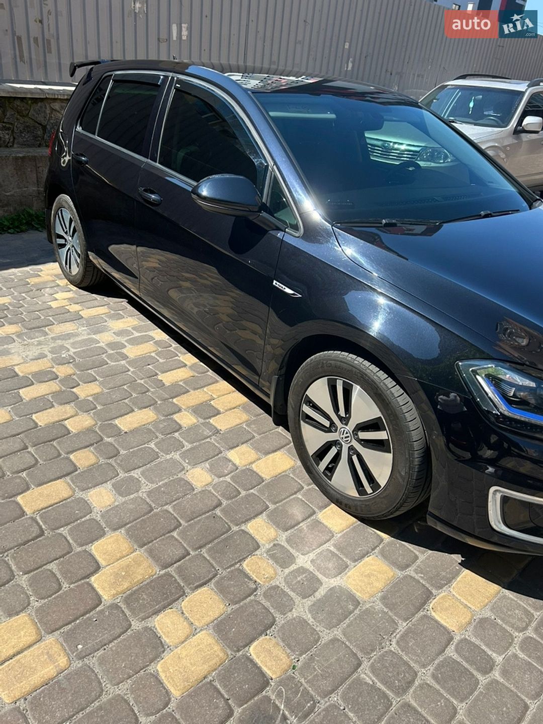 Volkswagen e-Golf 2018 VIN WVWZZZAUZJW909227 фото оголошення 25 з 28