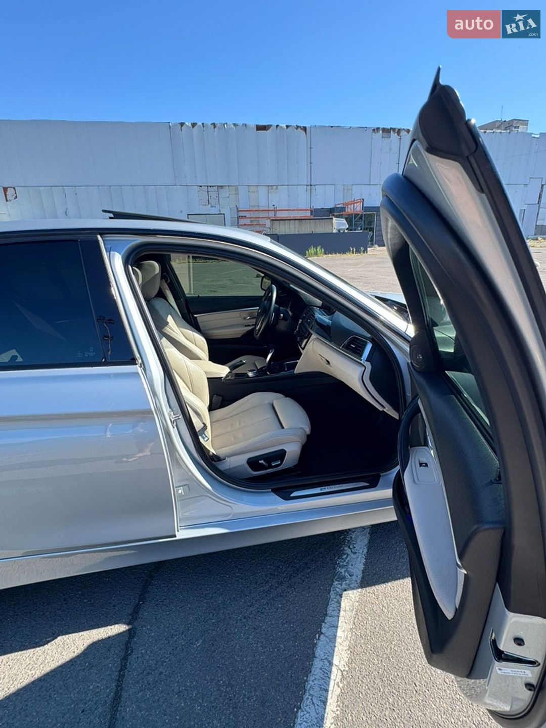 BMW 3 Series 2016 VIN WBA8E1C50GK479520 фото оголошення 28 з 28