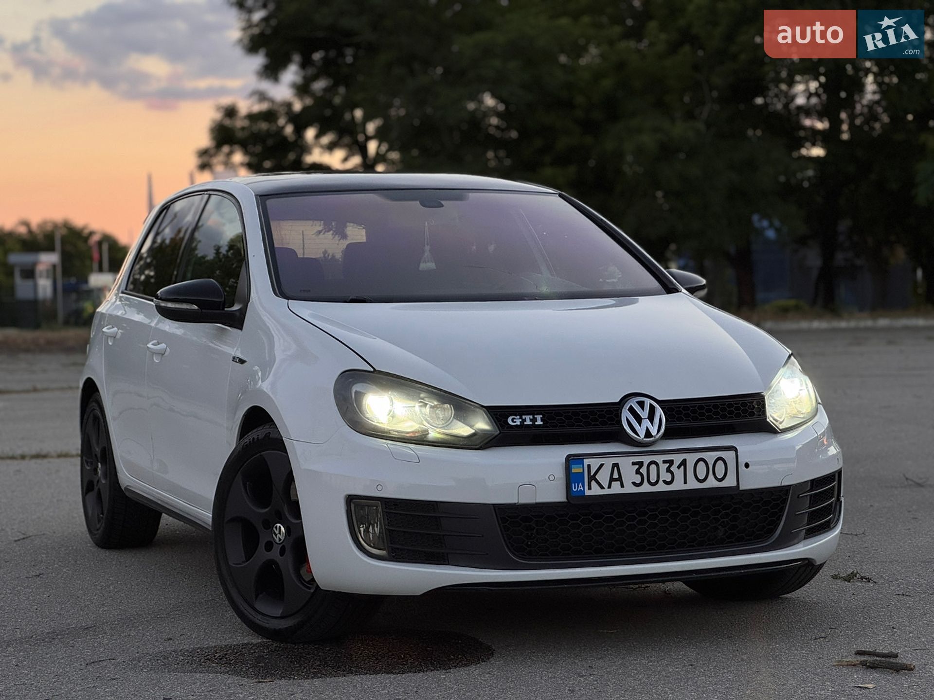 Volkswagen Golf GTI 2010 VIN WVWZZZ1KZAW425837 фото оголошення 8 з 14