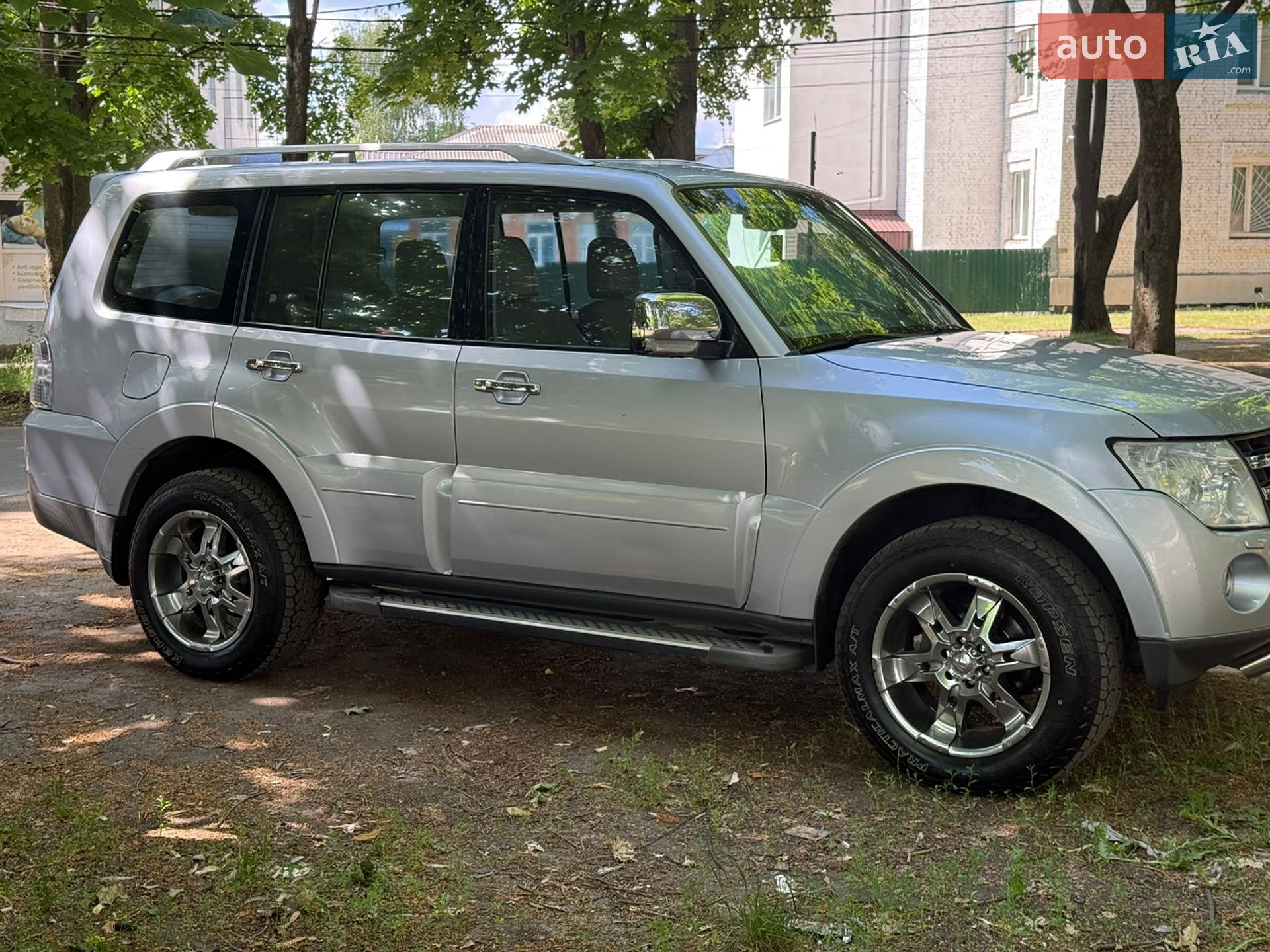 Mitsubishi Pajero 2007 VIN JMYLRV93W7J718460 фото оголошення 7 з 26