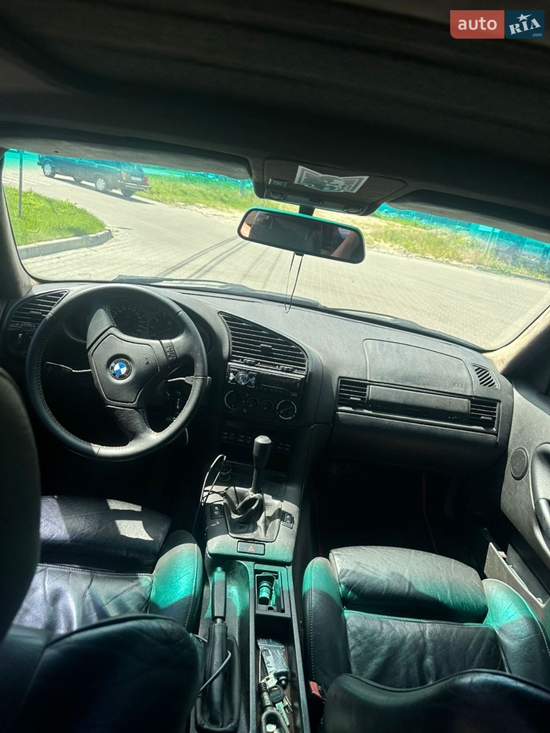 BMW 3 Series 1994 VIN WBACB31080FD85991 фото оголошення 13 з 16