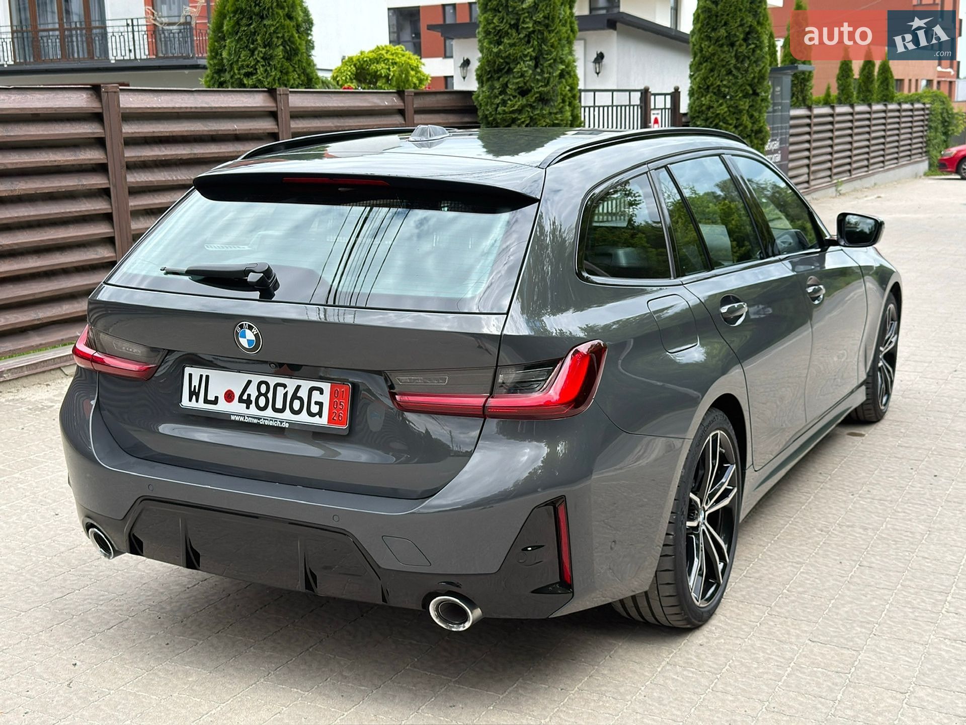 BMW 3 Series 2022 VIN WBA51FZ050FN59000 фото оголошення 14 з 104