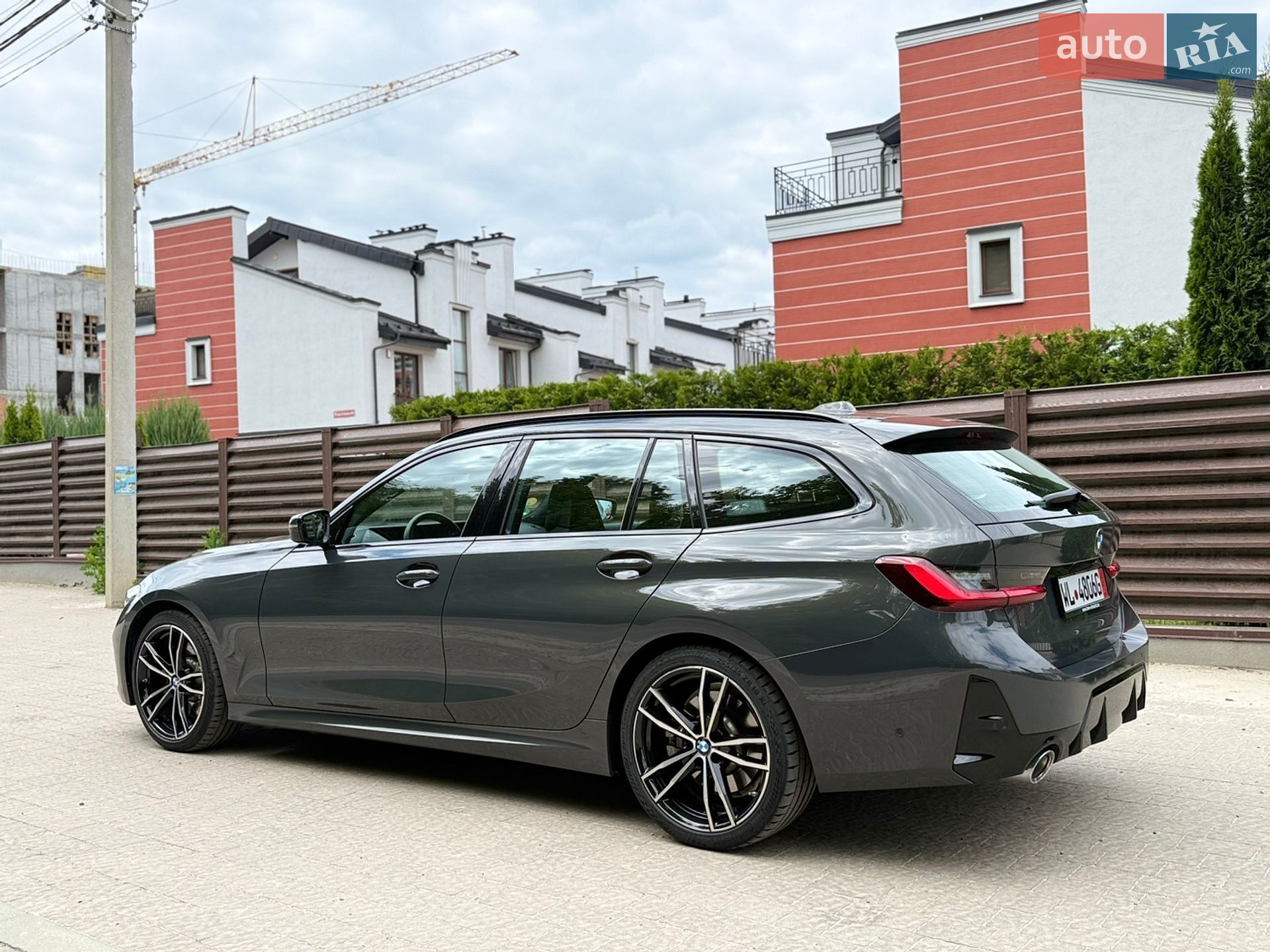 BMW 3 Series 2022 VIN WBA51FZ050FN59000 фото оголошення 33 з 104