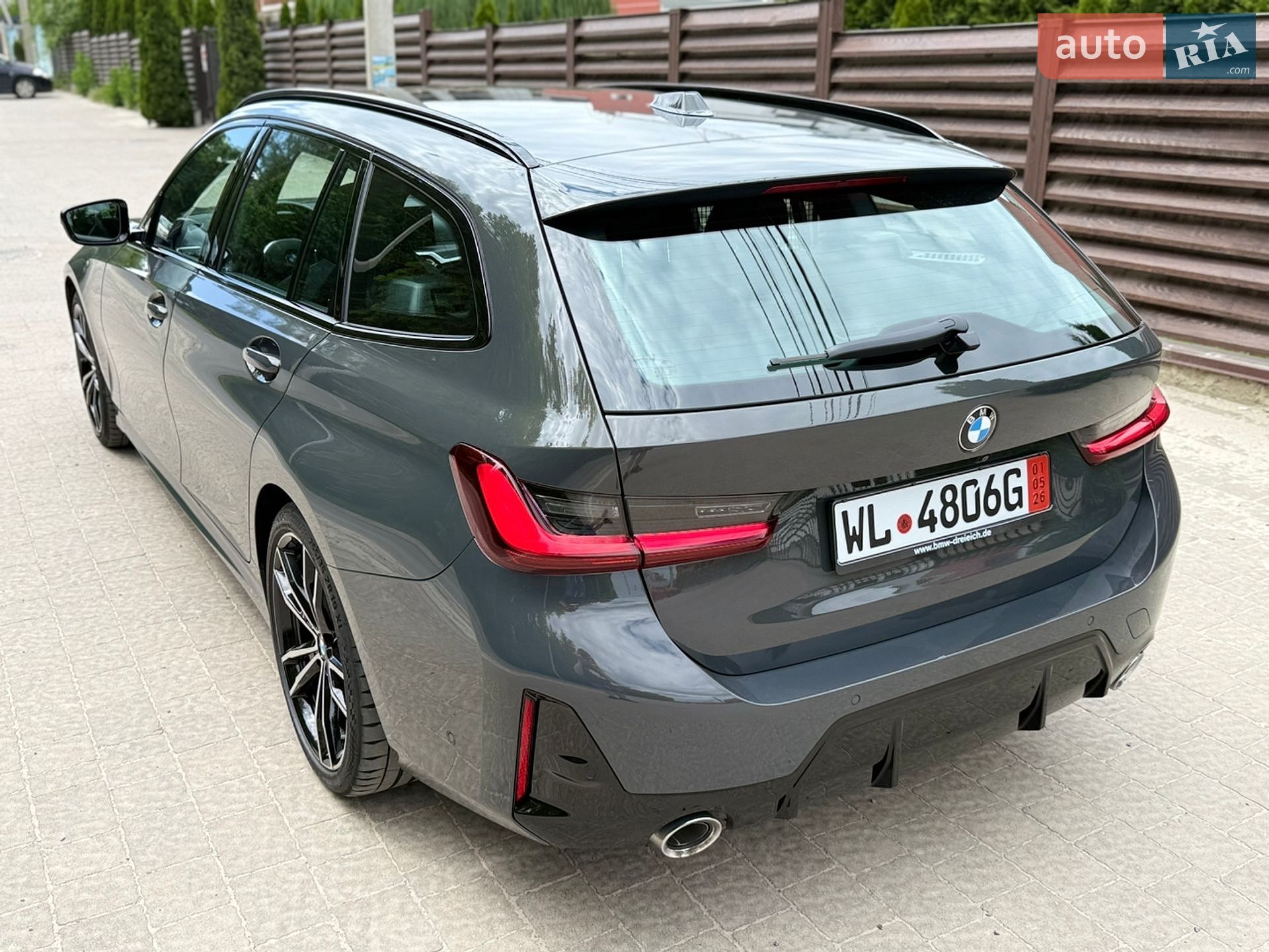 BMW 3 Series 2022 VIN WBA51FZ050FN59000 фото оголошення 35 з 104