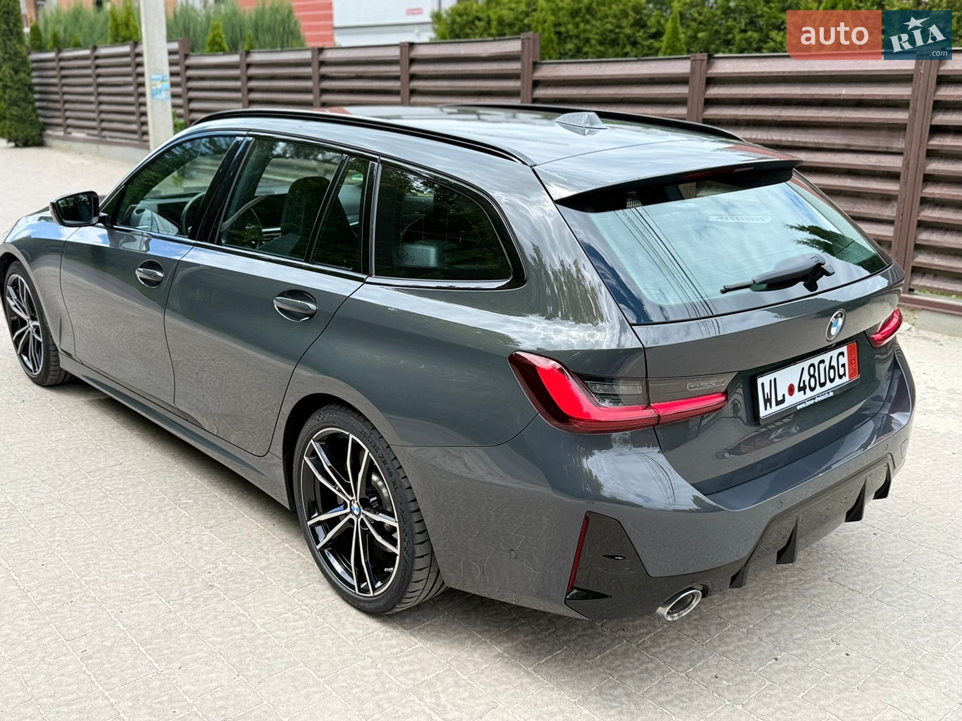 BMW 3 Series 2022 VIN WBA51FZ050FN59000 фото оголошення 37 з 104