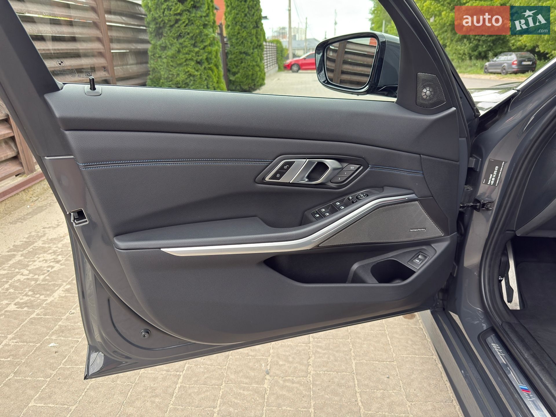 BMW 3 Series 2022 VIN WBA51FZ050FN59000 фото оголошення 46 з 104