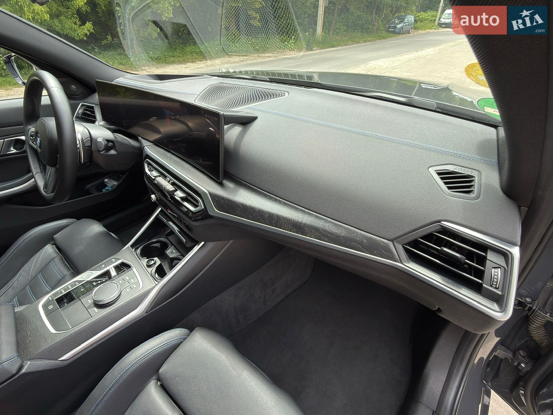 BMW 3 Series 2022 VIN WBA51FZ050FN59000 фото оголошення 59 з 104
