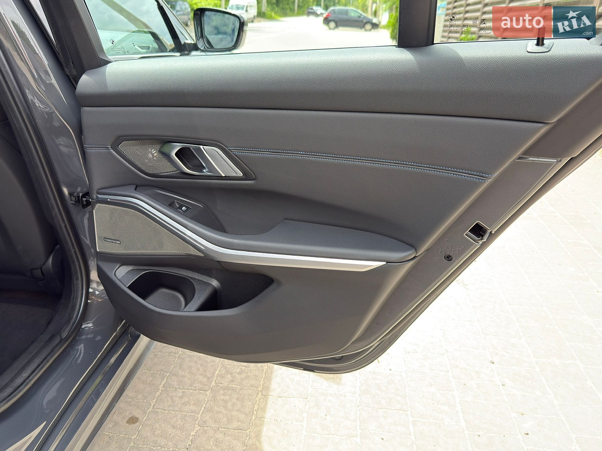 BMW 3 Series 2022 VIN WBA51FZ050FN59000 фото оголошення 60 з 104