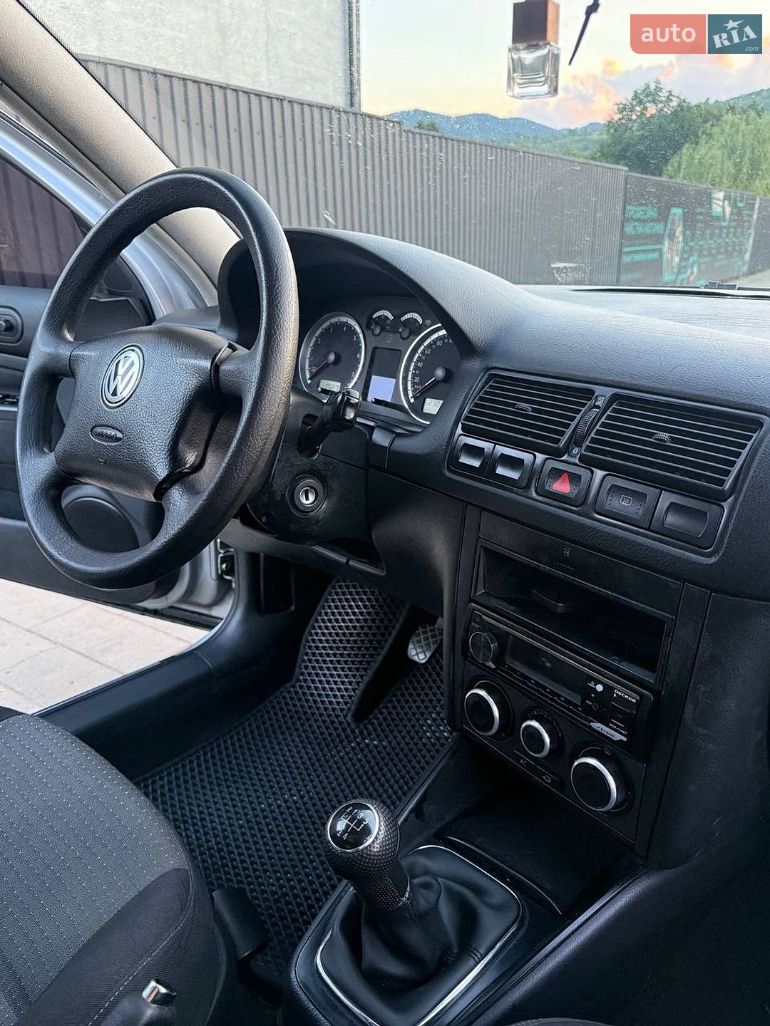 Volkswagen Golf 2003 VIN WVWZZZ1JZ3W578528 фото оголошення 7 з 18