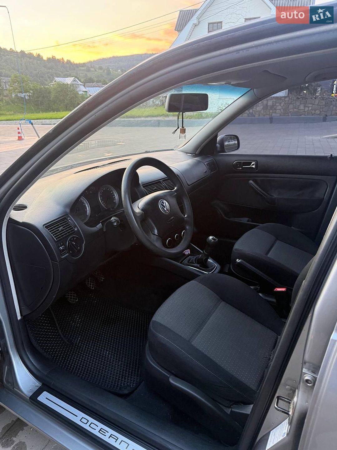 Volkswagen Golf 2003 VIN WVWZZZ1JZ3W578528 фото оголошення 9 з 18